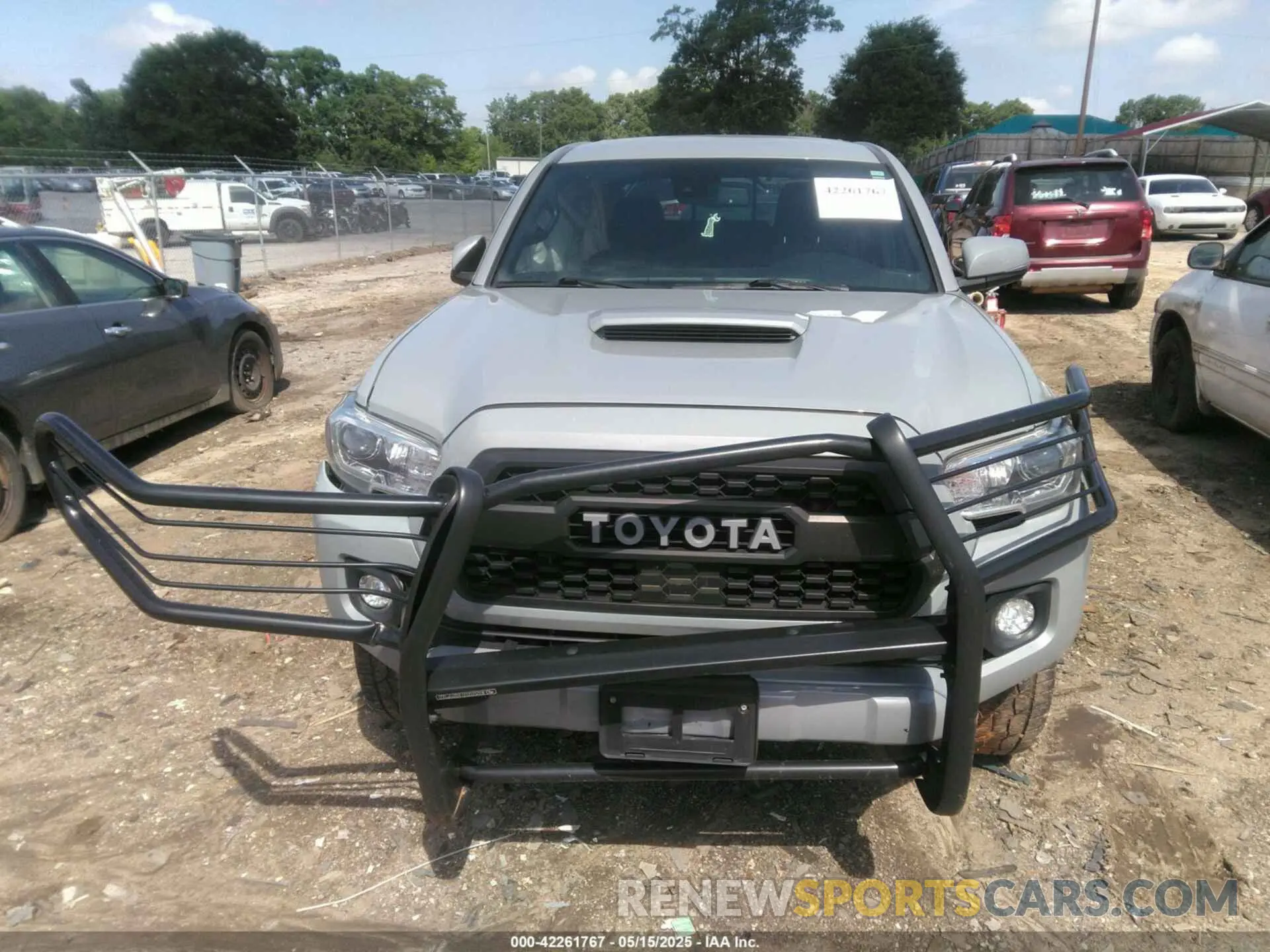 12 Photograph of a damaged car 3TMCZ5AN9MM374071 TOYOTA TACOMA 2021