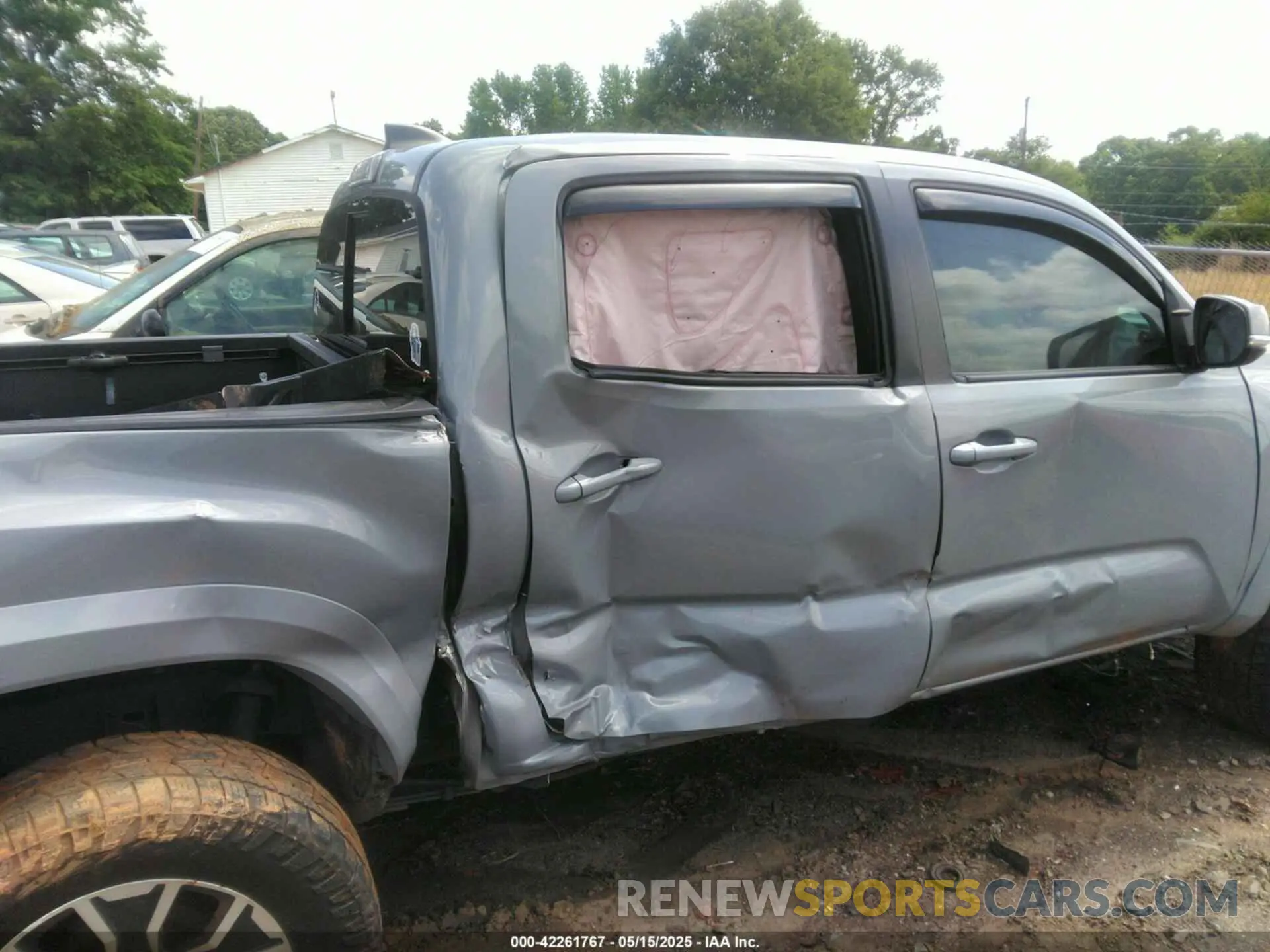 6 Photograph of a damaged car 3TMCZ5AN9MM374071 TOYOTA TACOMA 2021