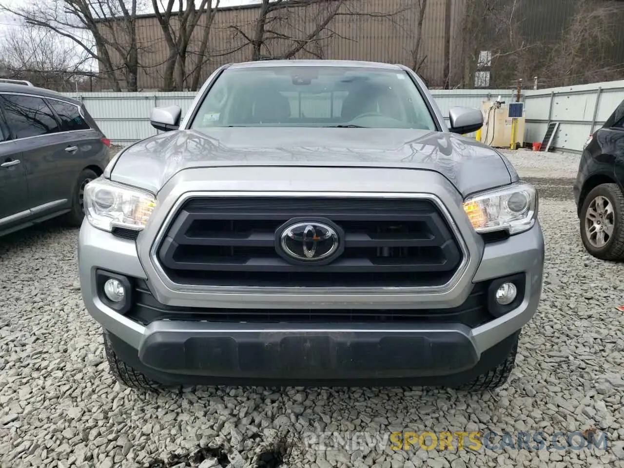 5 Photograph of a damaged car 3TMCZ5AN9MM374264 TOYOTA TACOMA 2021