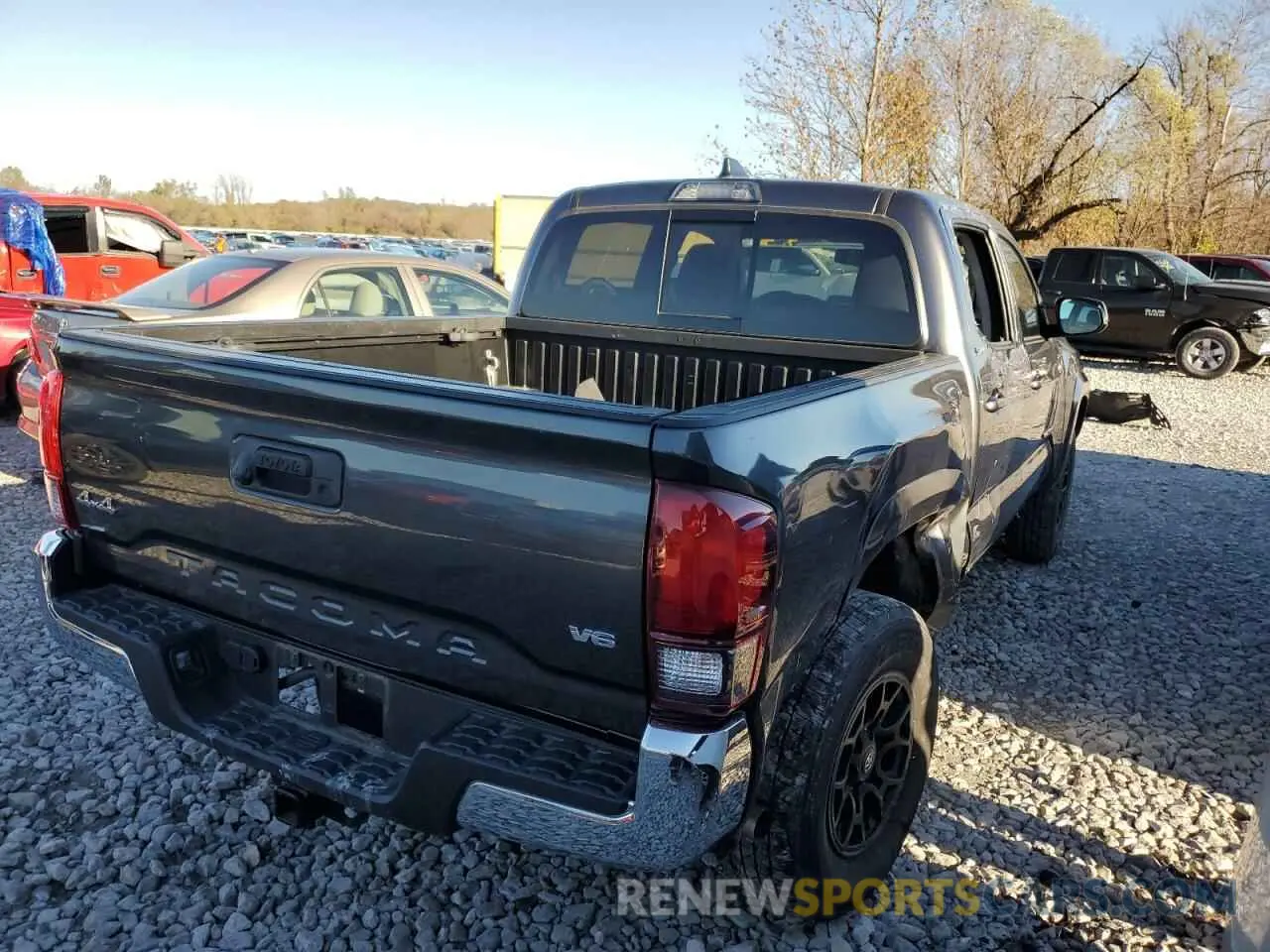 3 Photograph of a damaged car 3TMCZ5AN9MM377391 TOYOTA TACOMA 2021