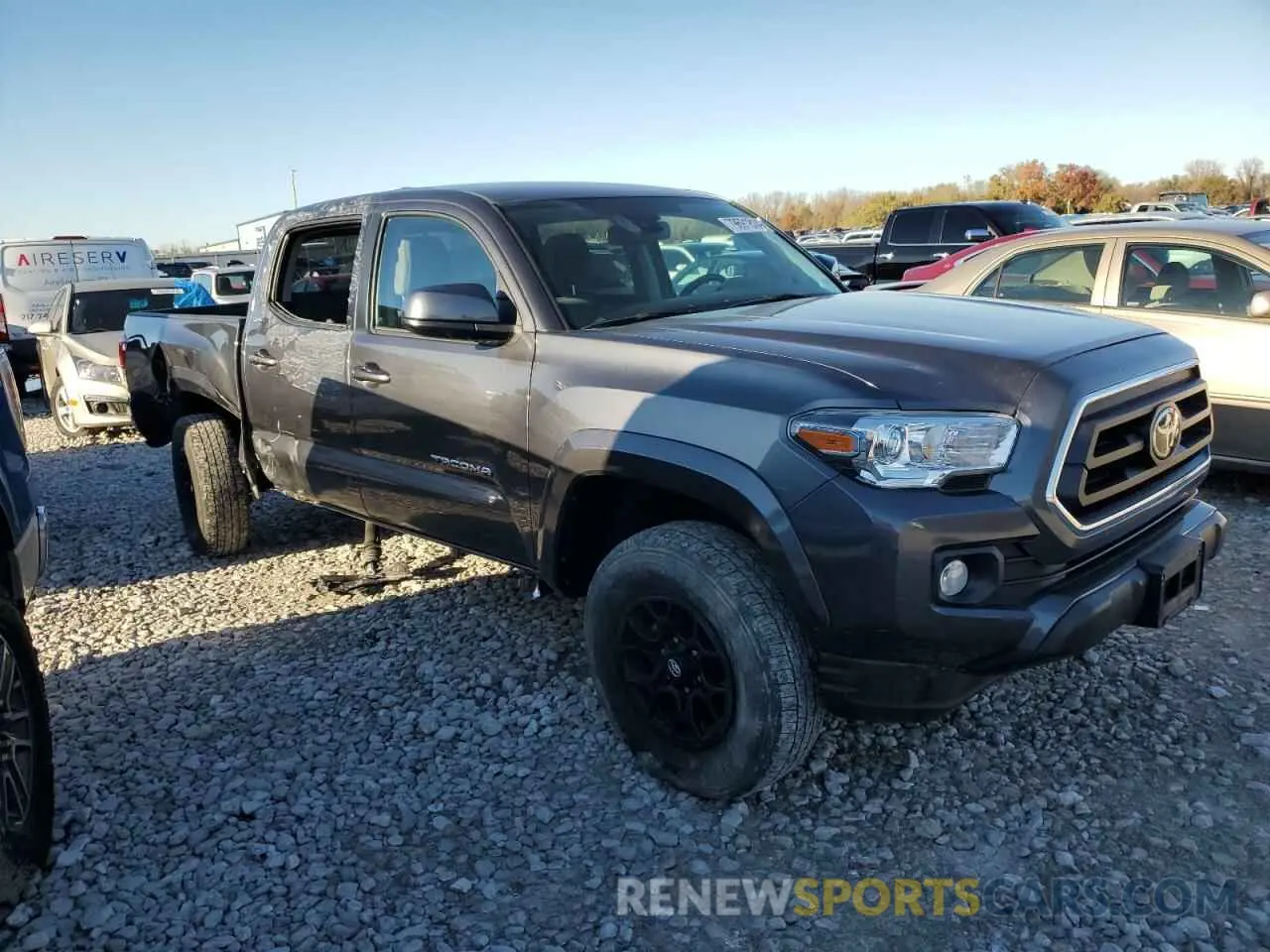 4 Photograph of a damaged car 3TMCZ5AN9MM377391 TOYOTA TACOMA 2021
