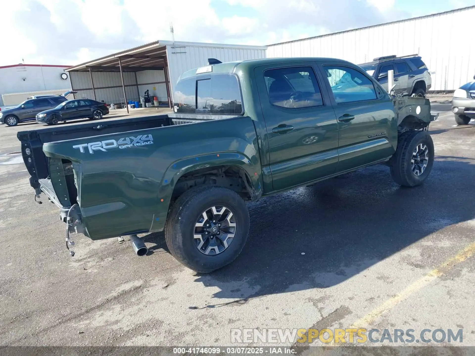 4 Photograph of a damaged car 3TMCZ5AN9MM408803 TOYOTA TACOMA 2021