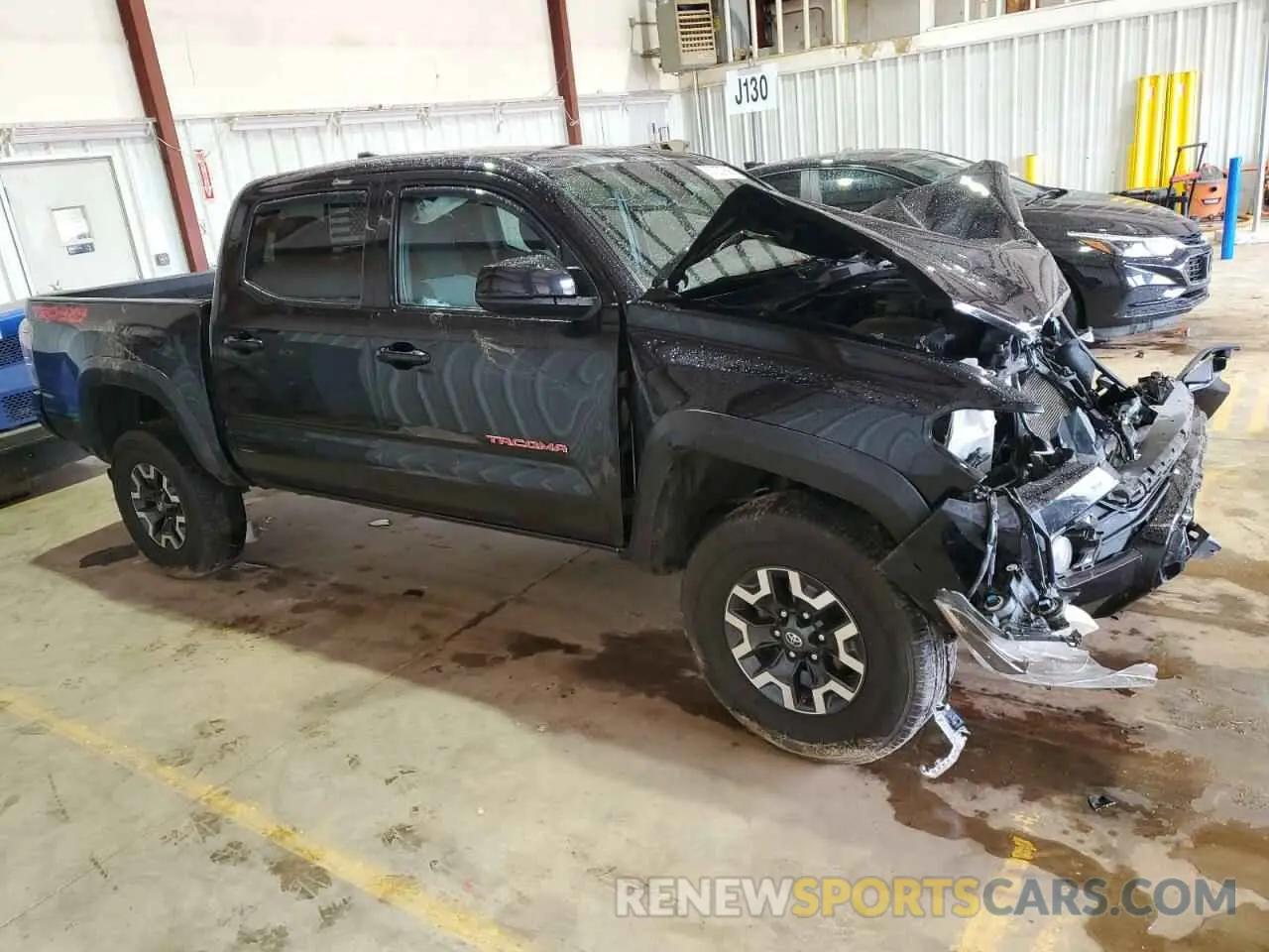 4 Photograph of a damaged car 3TMCZ5AN9MM422264 TOYOTA TACOMA 2021
