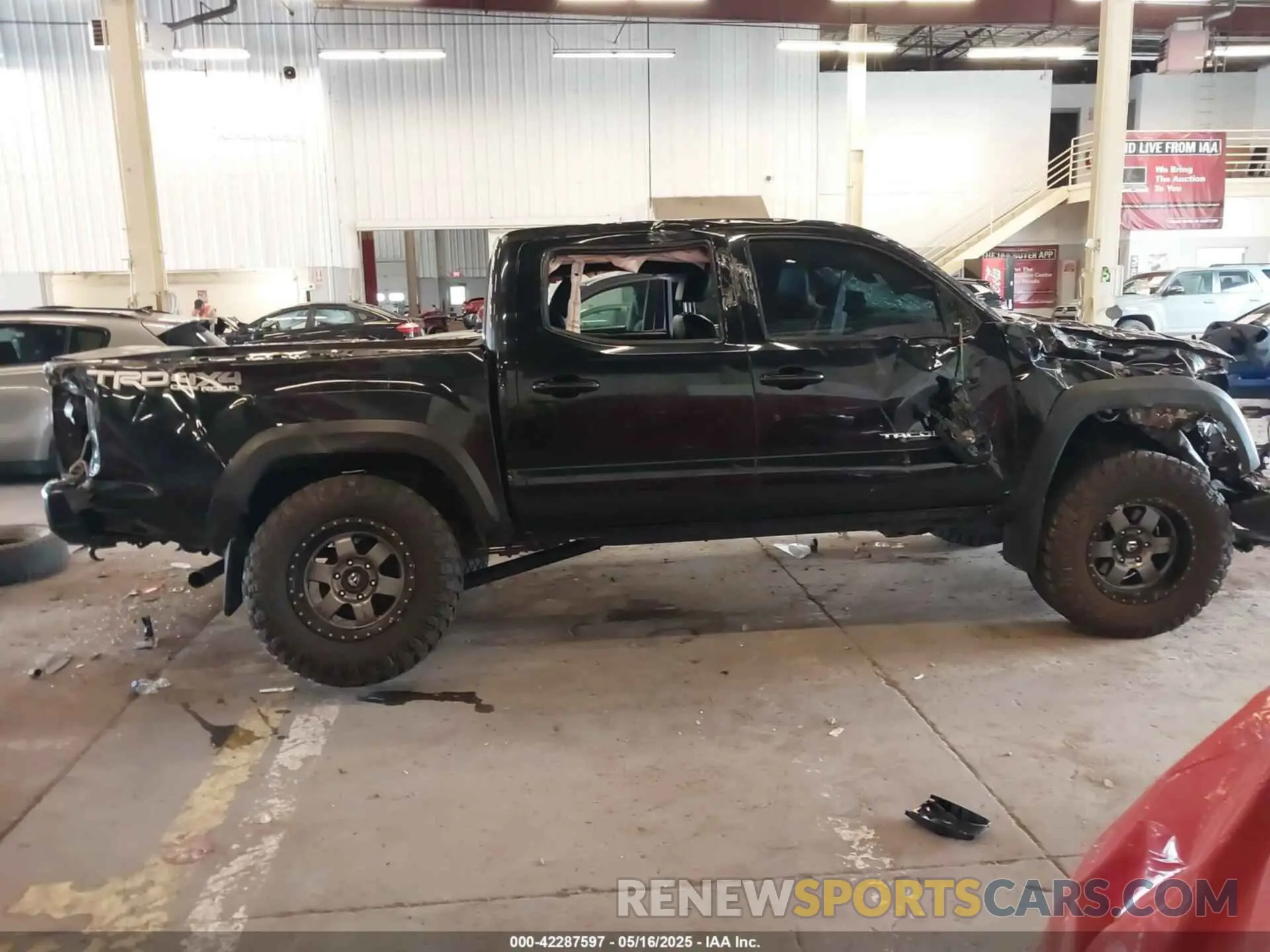 12 Photograph of a damaged car 3TMCZ5ANXMM370093 TOYOTA TACOMA 2021