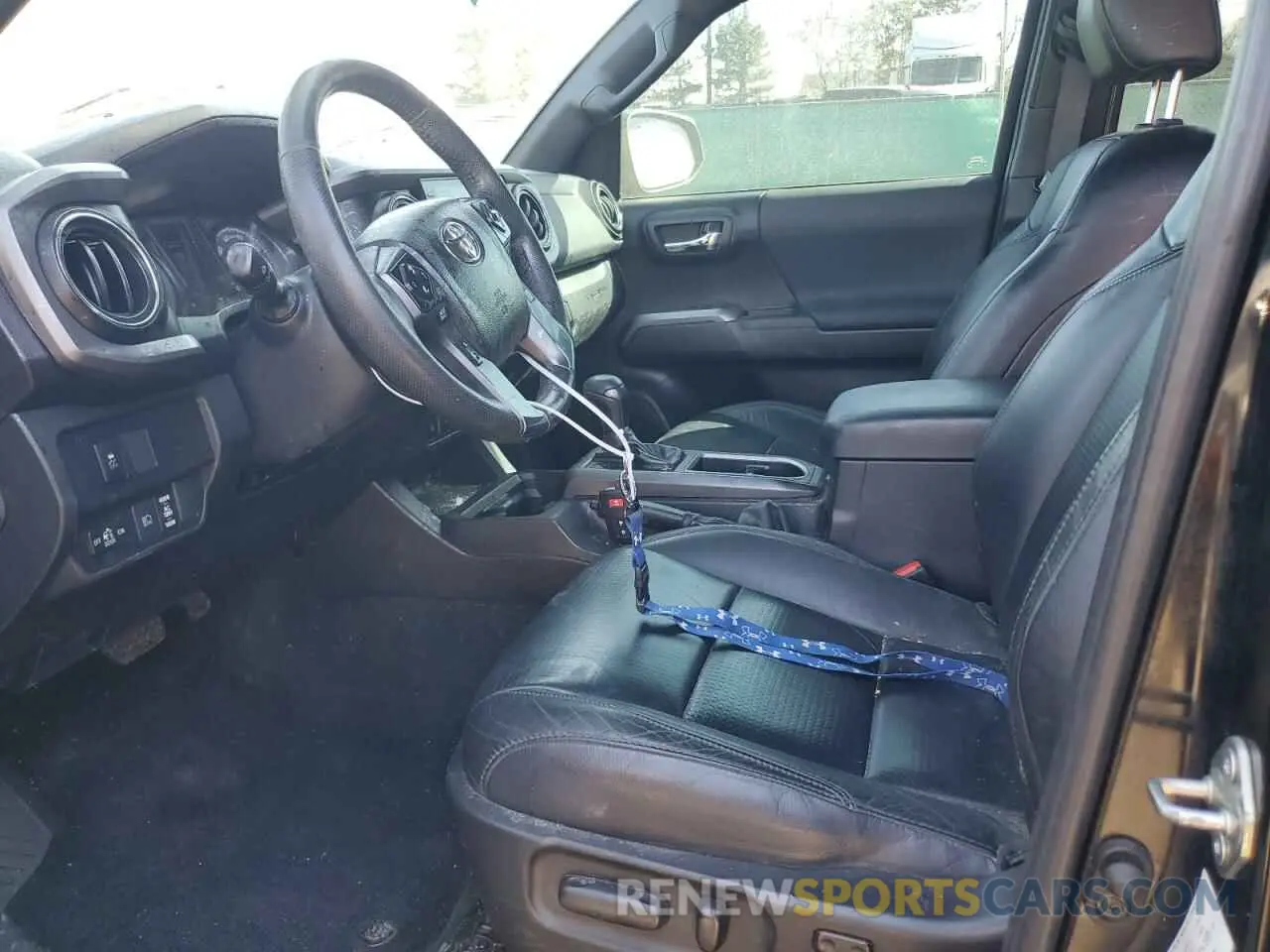 7 Photograph of a damaged car 3TMCZ5ANXMM372734 TOYOTA TACOMA 2021