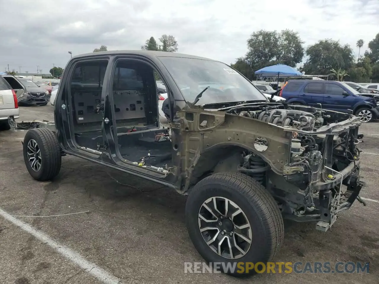 4 Photograph of a damaged car 3TMCZ5ANXMM415341 TOYOTA TACOMA 2021
