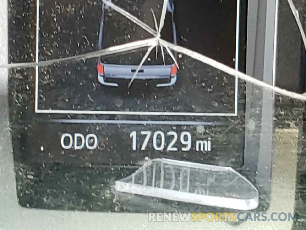 8 Photograph of a damaged car 3TMCZ5ANXMM417073 TOYOTA TACOMA 2021