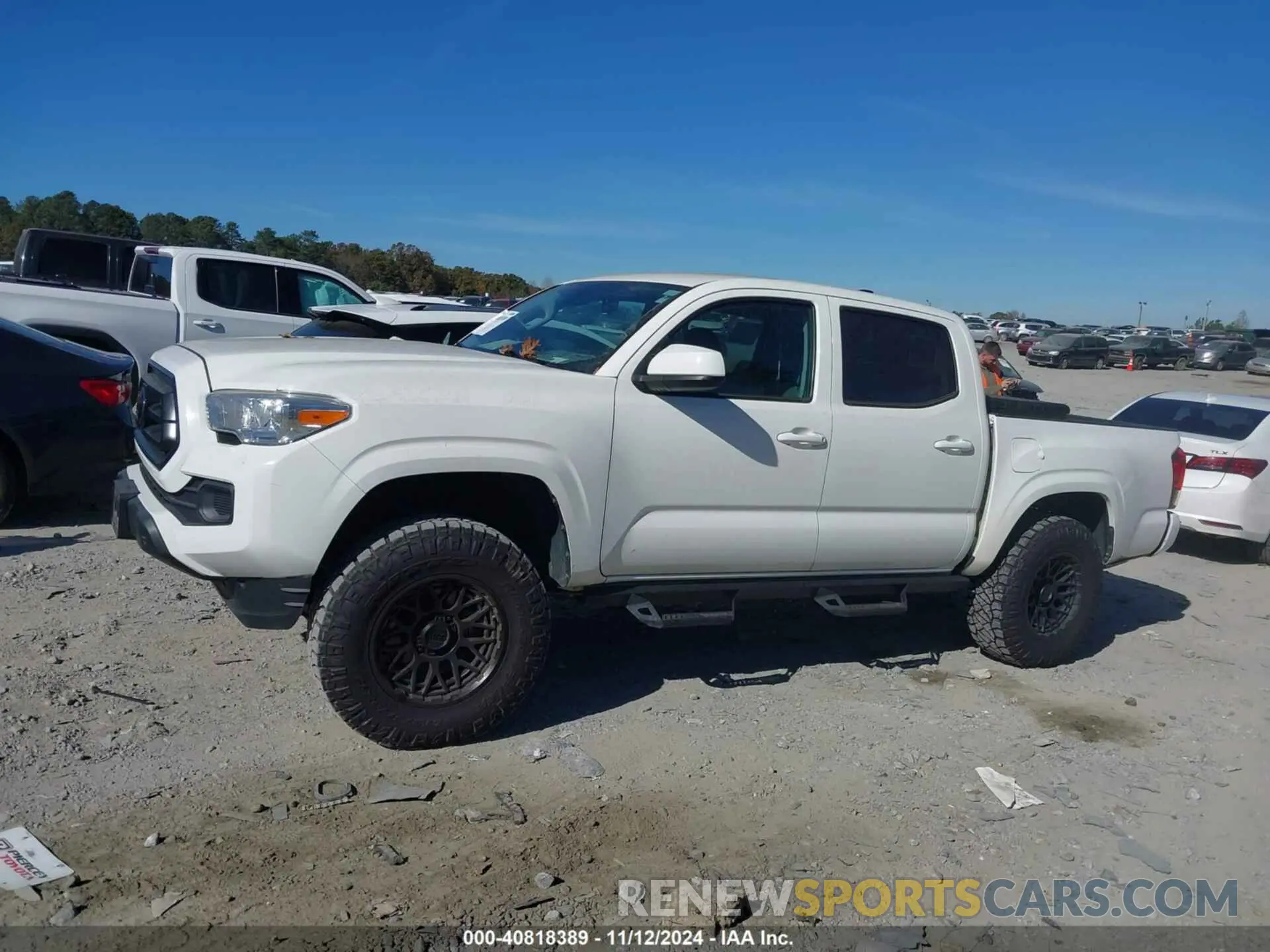 14 Photograph of a damaged car 3TMCZ5ANXMM432253 TOYOTA TACOMA 2021