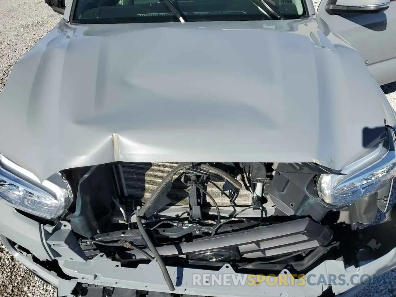 11 Photograph of a damaged car 3TMCZ5ANXMM435816 TOYOTA TACOMA 2021