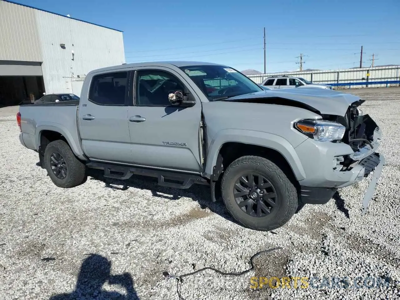 4 Photograph of a damaged car 3TMCZ5ANXMM435816 TOYOTA TACOMA 2021