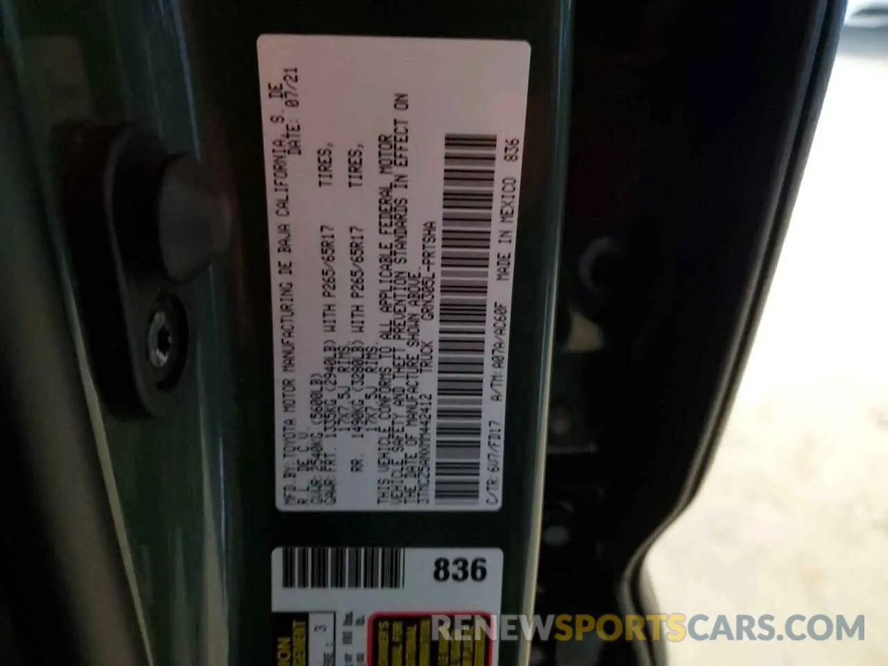 13 Photograph of a damaged car 3TMCZ5ANXMM442412 TOYOTA TACOMA 2021