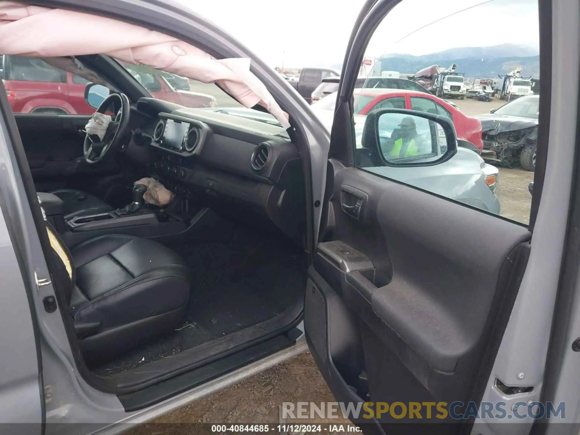 5 Photograph of a damaged car 3TMDZ5BN2MM099422 TOYOTA TACOMA 2021