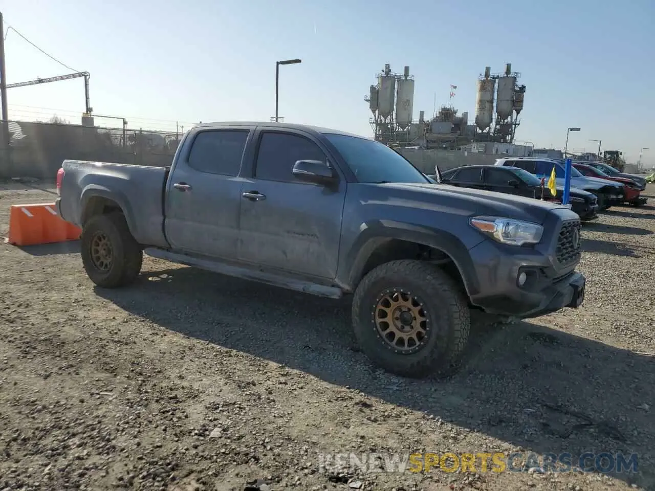 4 Photograph of a damaged car 3TMDZ5BN3MM101291 TOYOTA TACOMA 2021