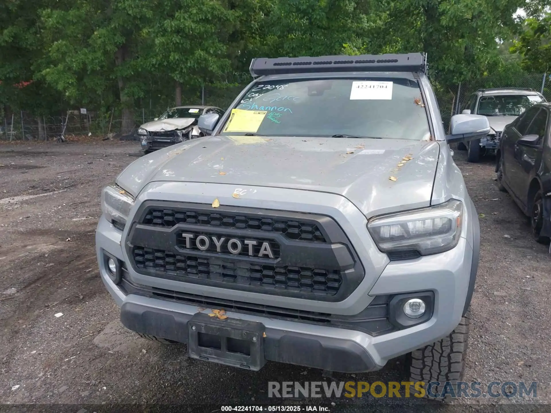 12 Photograph of a damaged car 3TMDZ5BN3MM112338 TOYOTA TACOMA 2021