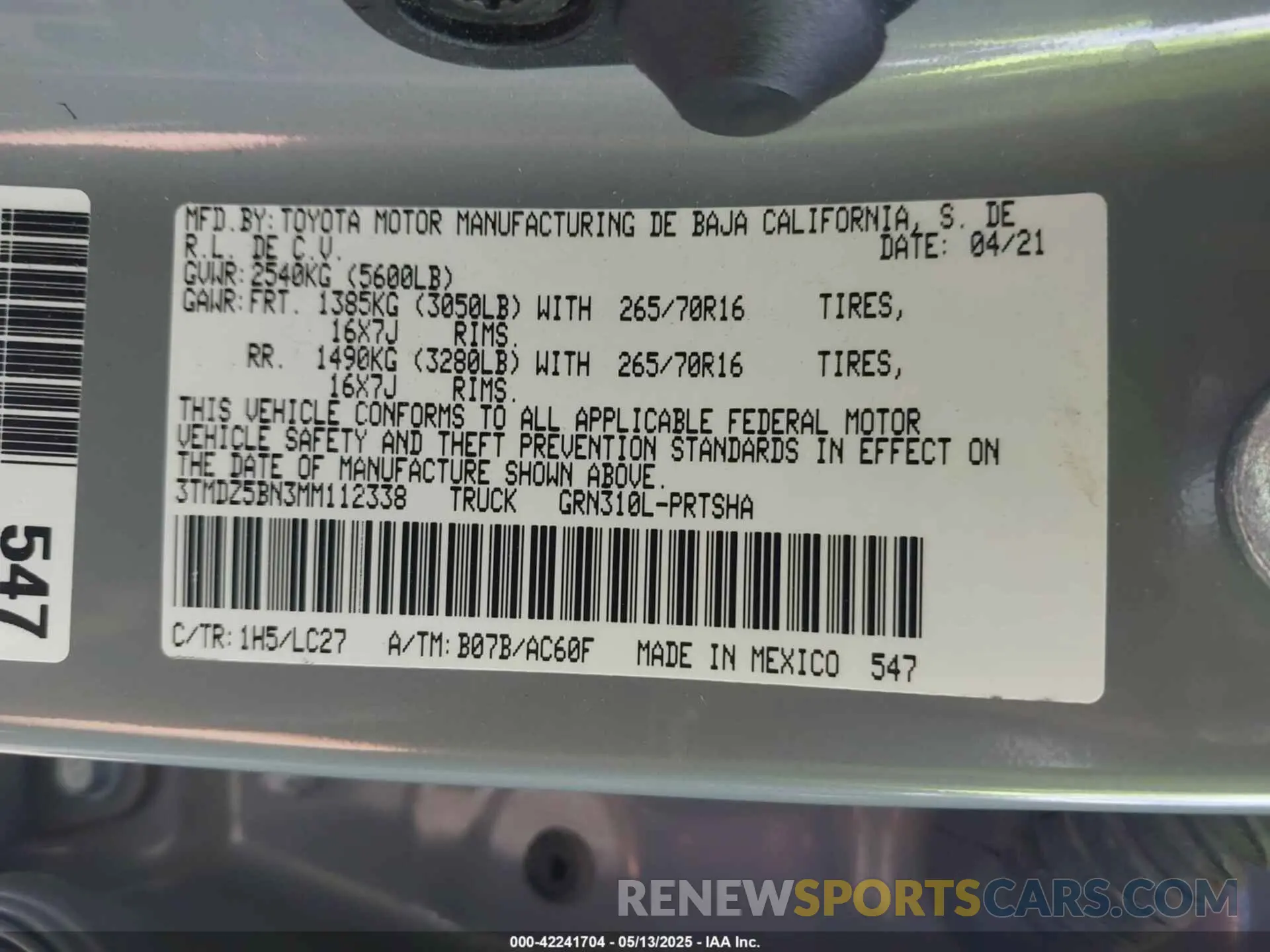 9 Photograph of a damaged car 3TMDZ5BN3MM112338 TOYOTA TACOMA 2021