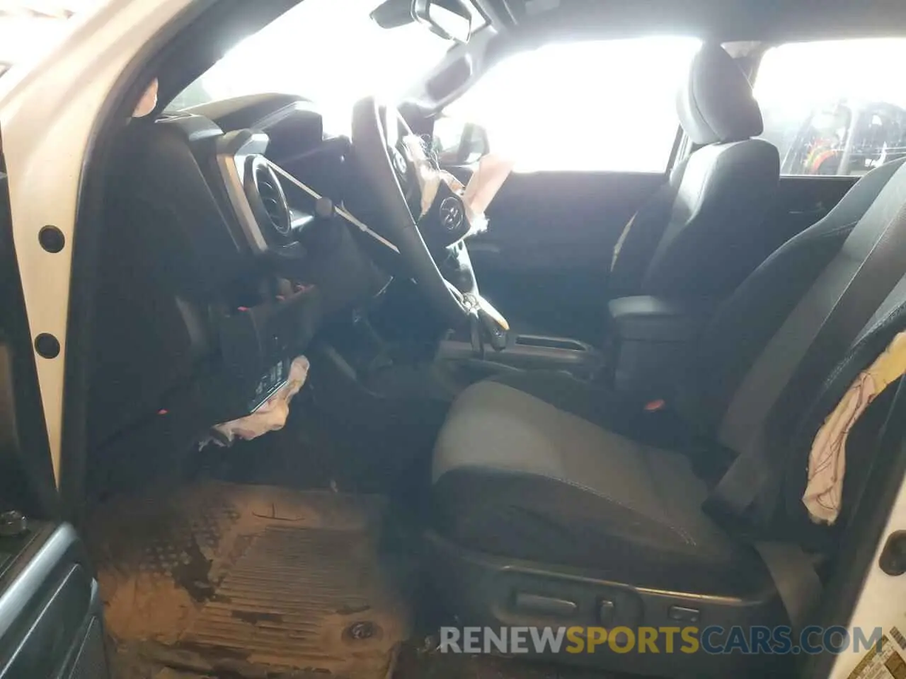 7 Photograph of a damaged car 3TMDZ5BN4MM106693 TOYOTA TACOMA 2021