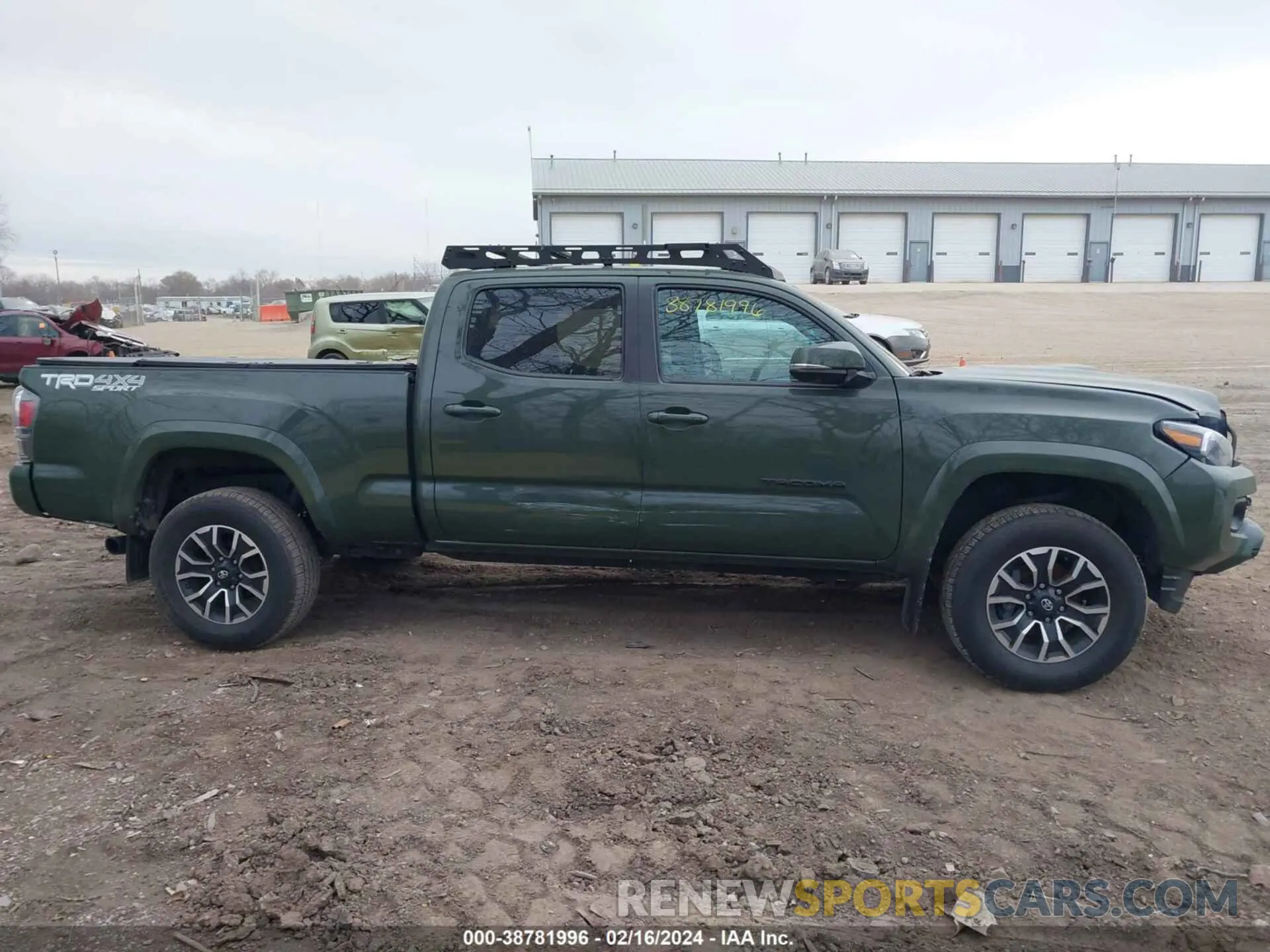 13 Photograph of a damaged car 3TMDZ5BN5MM115435 TOYOTA TACOMA 2021