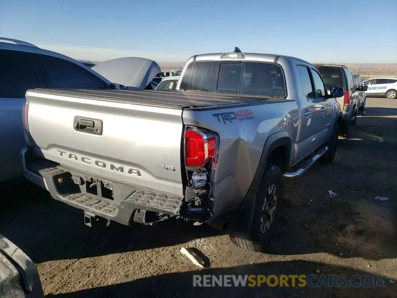 4 Photograph of a damaged car 3TMDZ5BN7MM100533 TOYOTA TACOMA 2021