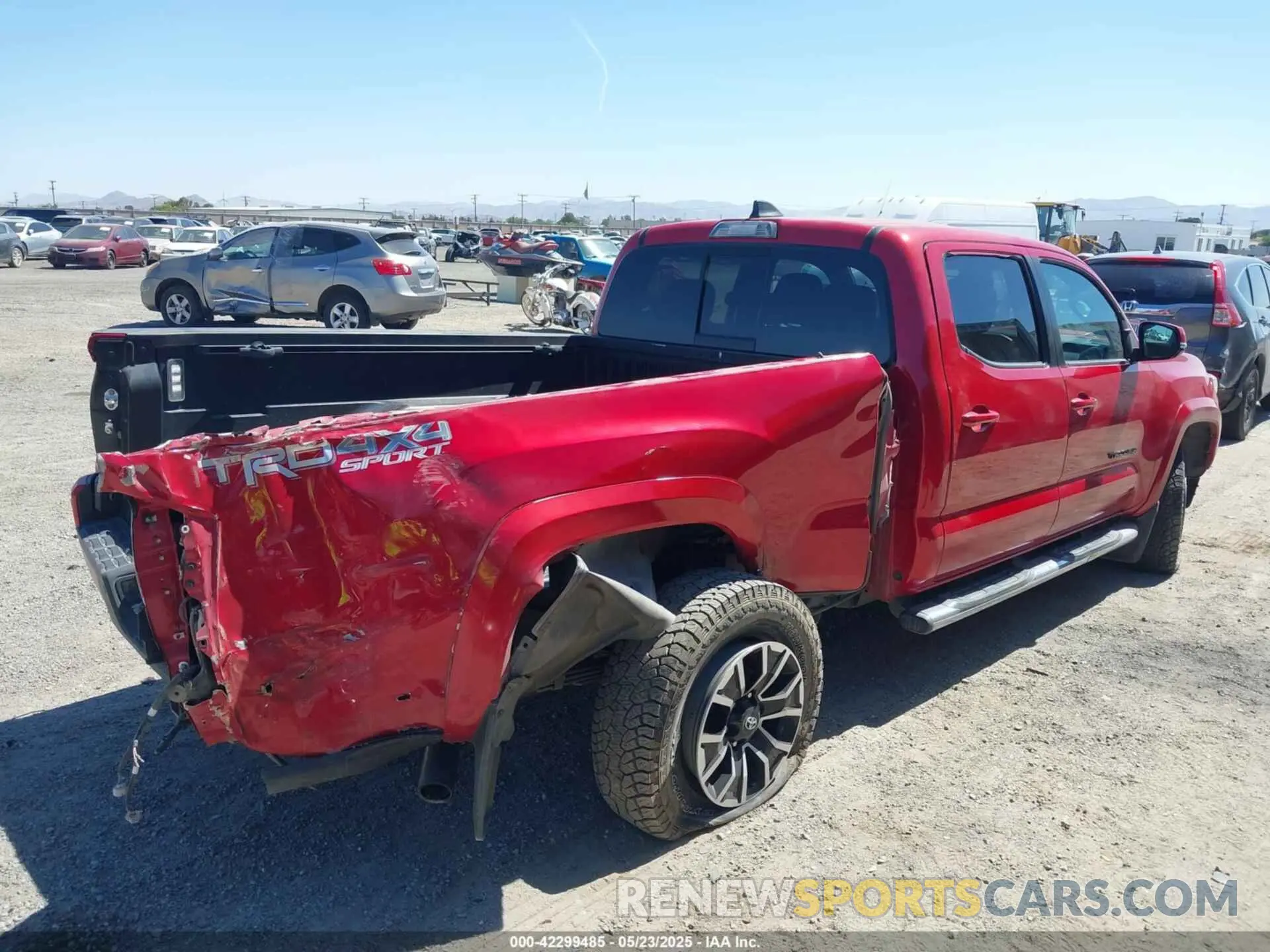 4 Photograph of a damaged car 3TMDZ5BN8MM116319 TOYOTA TACOMA 2021