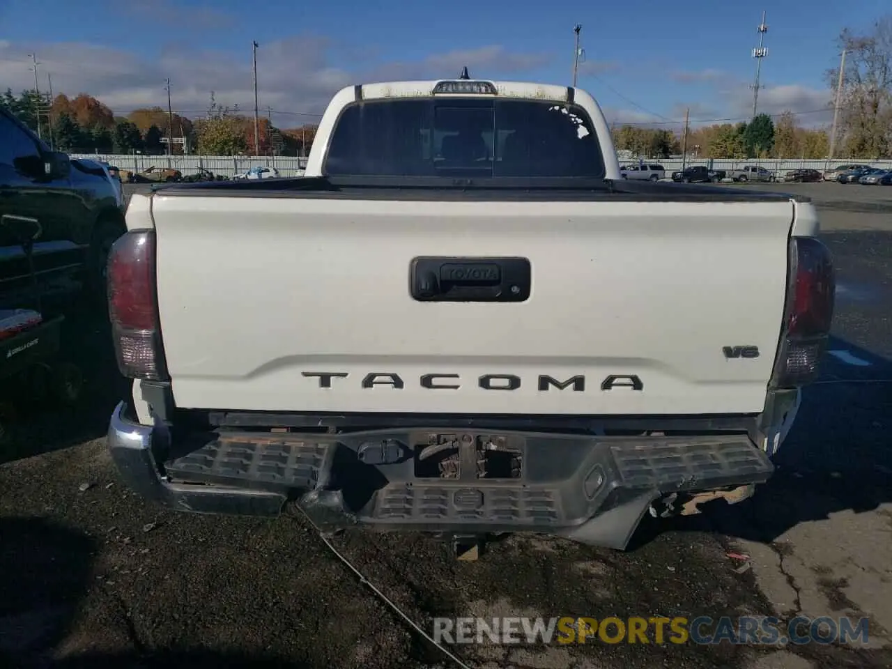 6 Photograph of a damaged car 3TMDZ5BN9MM104325 TOYOTA TACOMA 2021