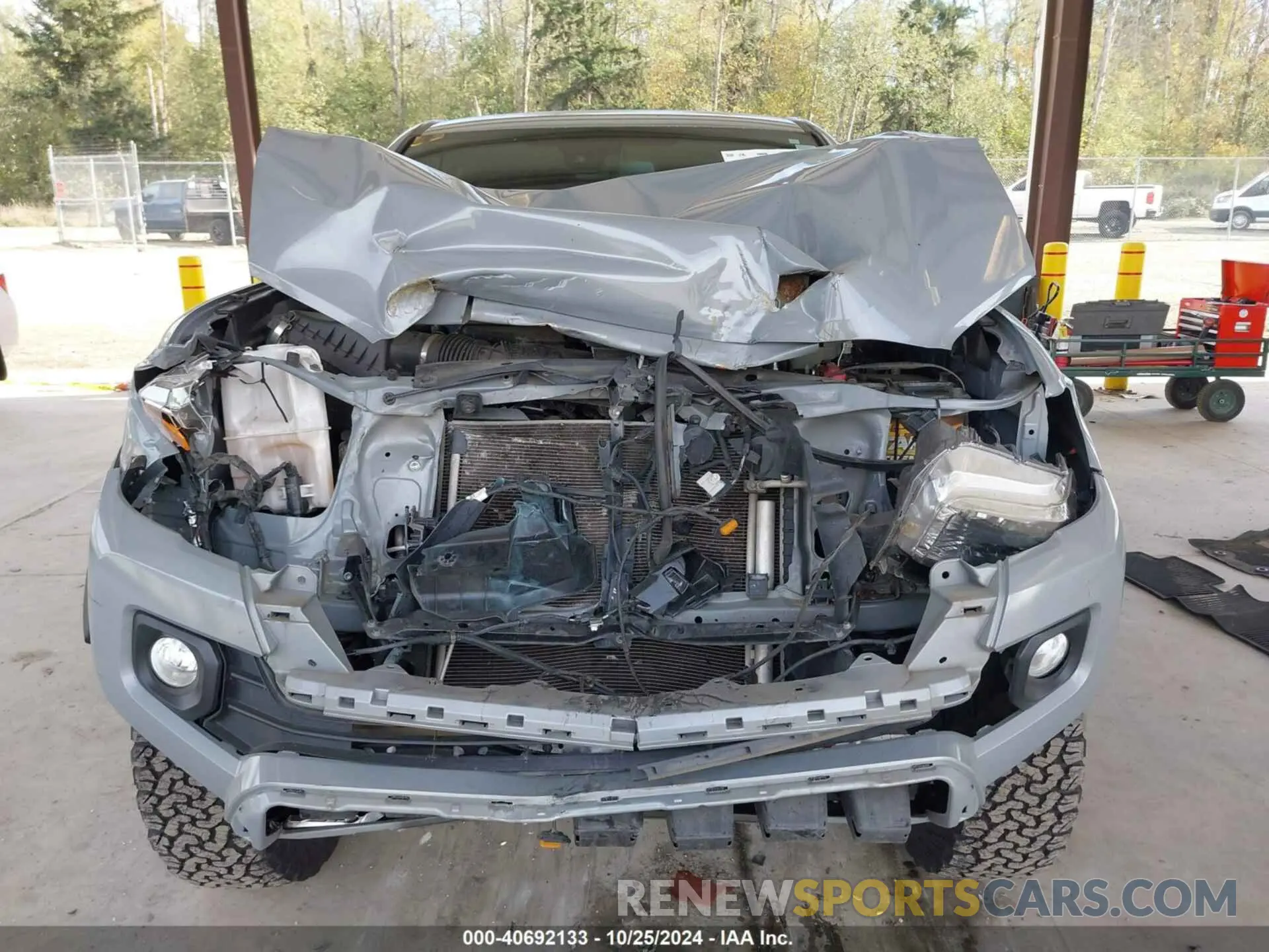 6 Photograph of a damaged car 3TMDZ5BNXMM111705 TOYOTA TACOMA 2021