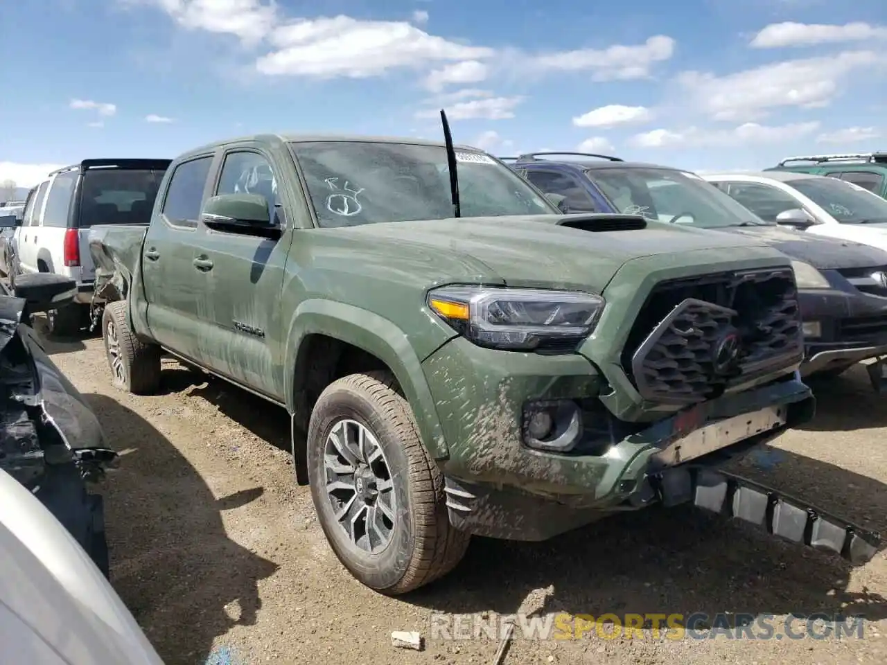 1 Photograph of a damaged car 3TMDZ5BNXMM112739 TOYOTA TACOMA 2021