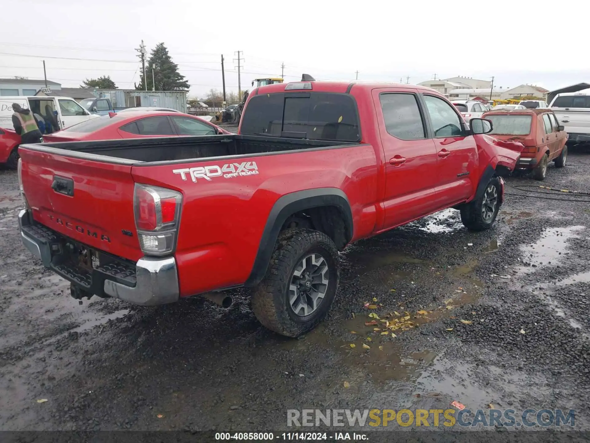 4 Photograph of a damaged car 3TMDZ5BNXMM116452 TOYOTA TACOMA 2021