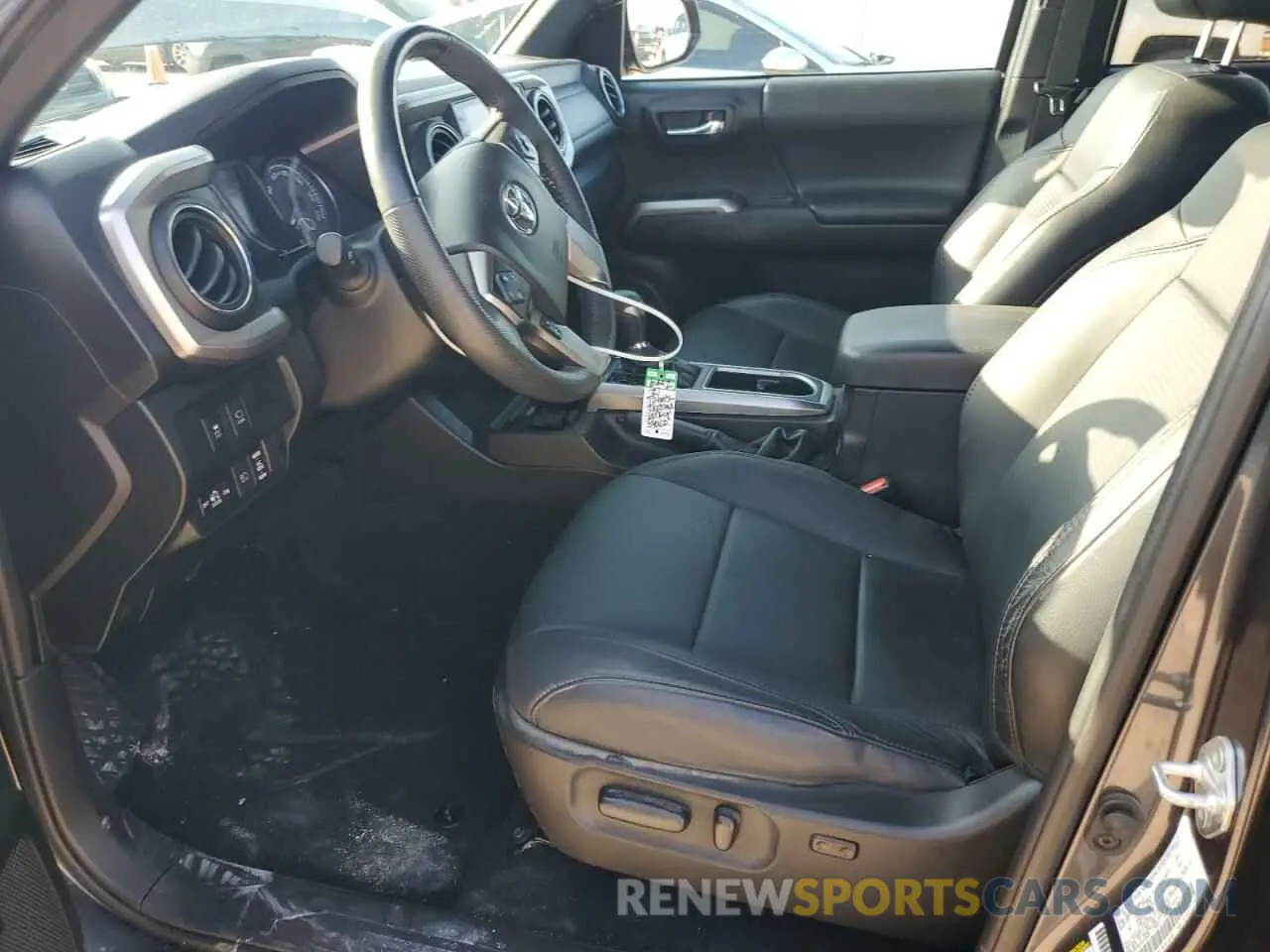 7 Photograph of a damaged car 3TMEZ5CN6MM145689 TOYOTA TACOMA 2021
