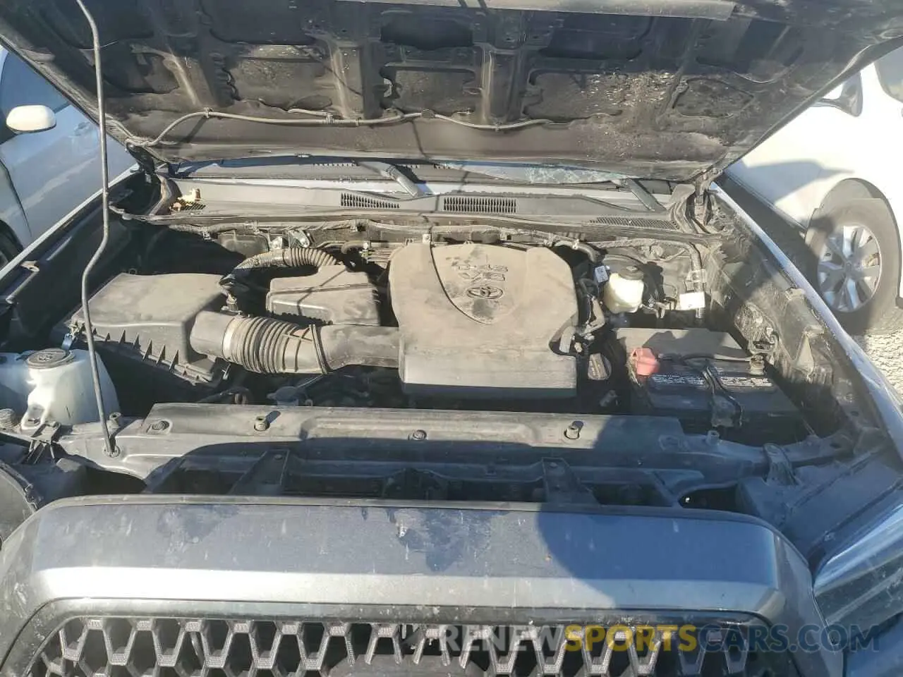 11 Photograph of a damaged car 3TMGZ5AN1MM427010 TOYOTA TACOMA 2021