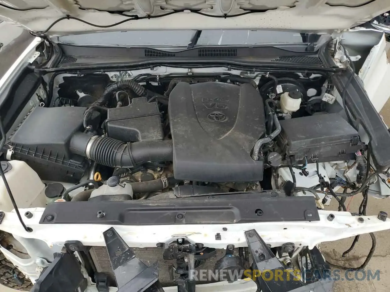 11 Photograph of a damaged car 3TMGZ5AN5MM433196 TOYOTA TACOMA 2021