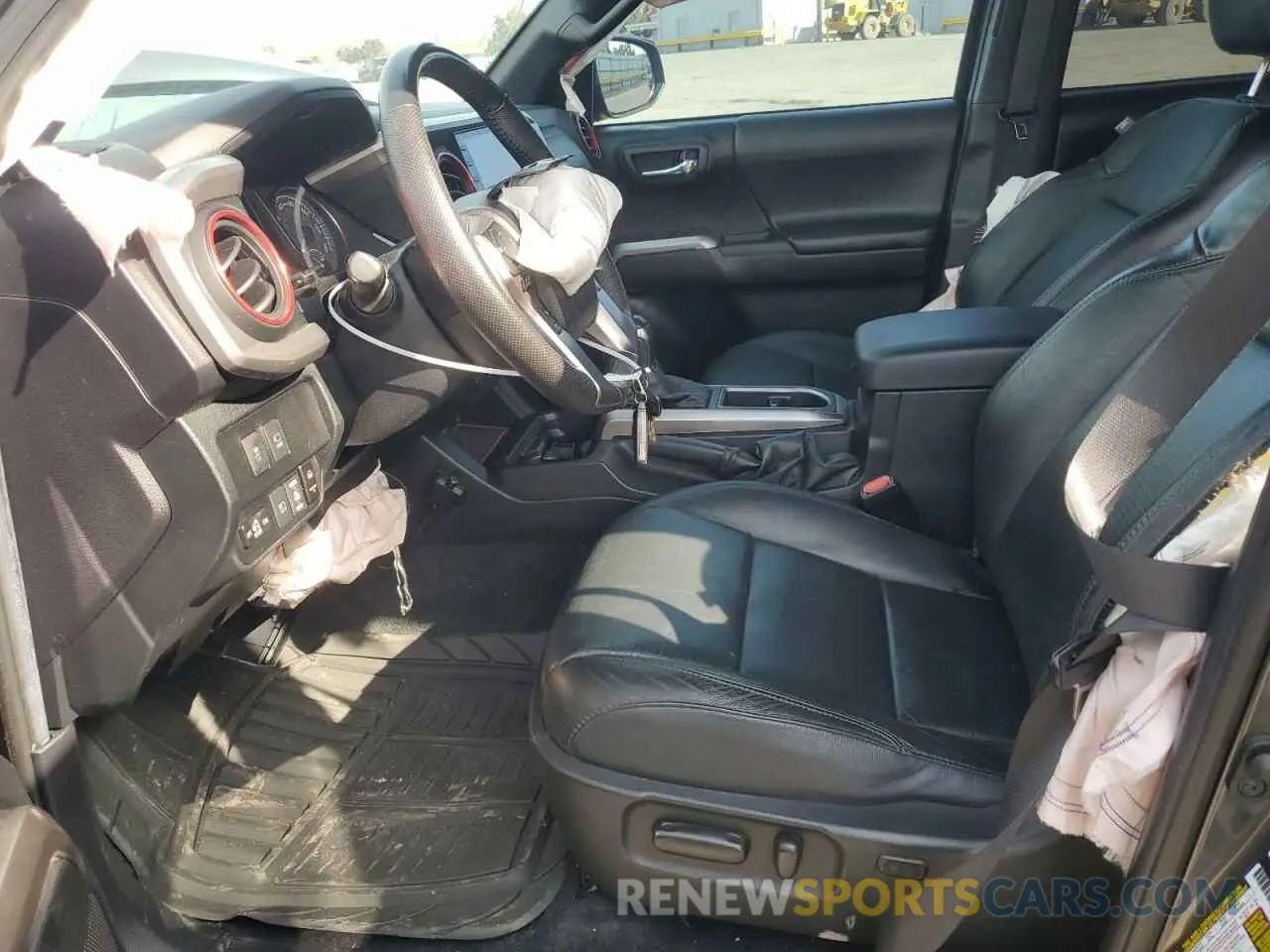 7 Photograph of a damaged car 3TMGZ5AN6MM417704 TOYOTA TACOMA 2021