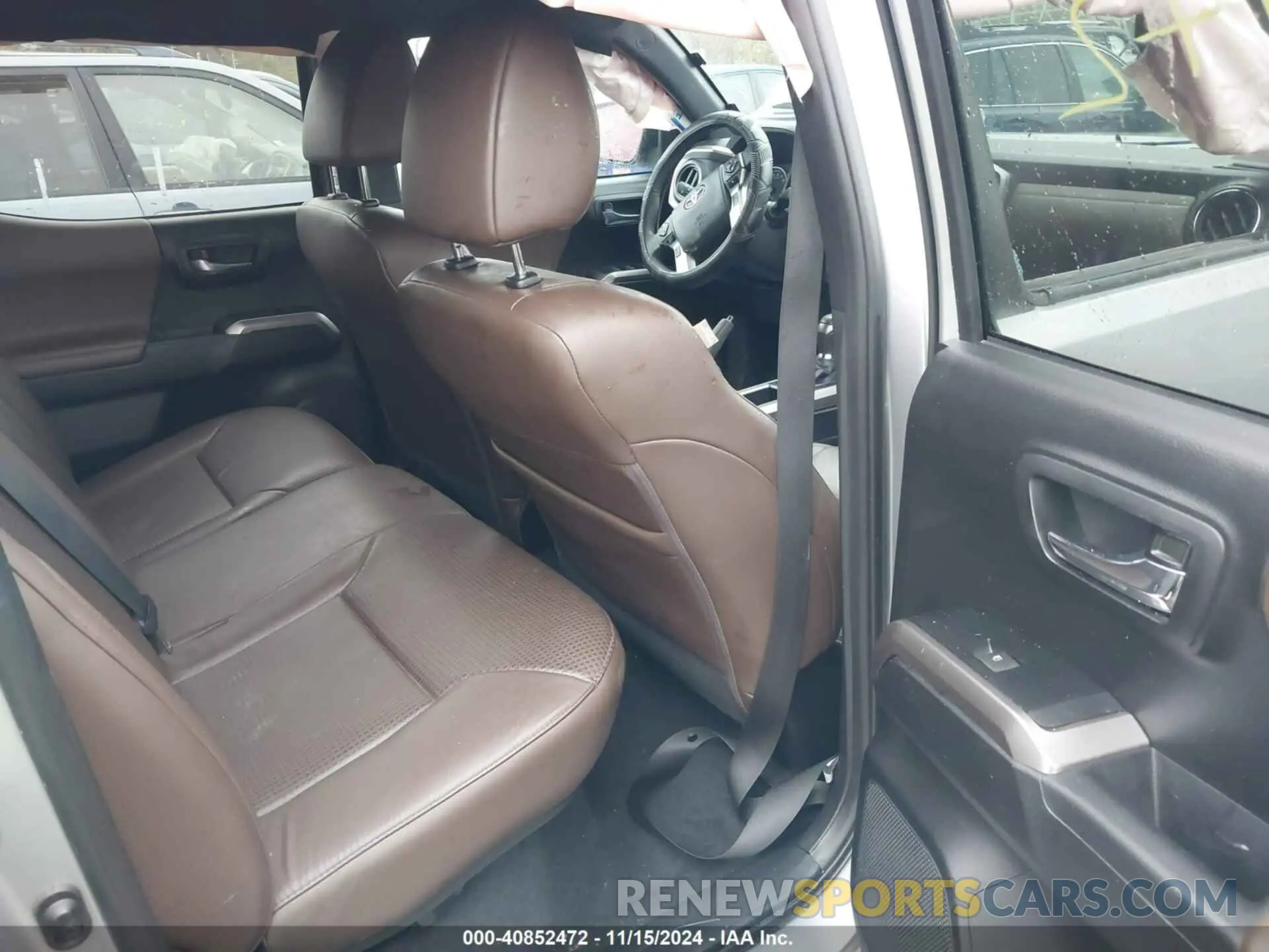 8 Photograph of a damaged car 3TMGZ5ANXMM421920 TOYOTA TACOMA 2021