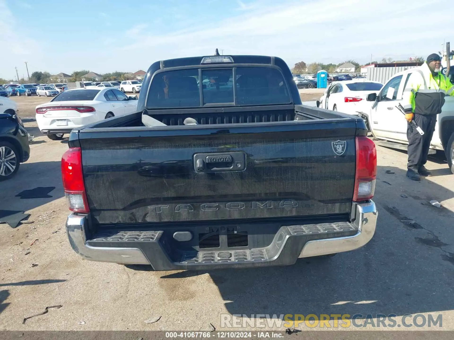 17 Photograph of a damaged car 3TYAX5GN0MT011893 TOYOTA TACOMA 2021