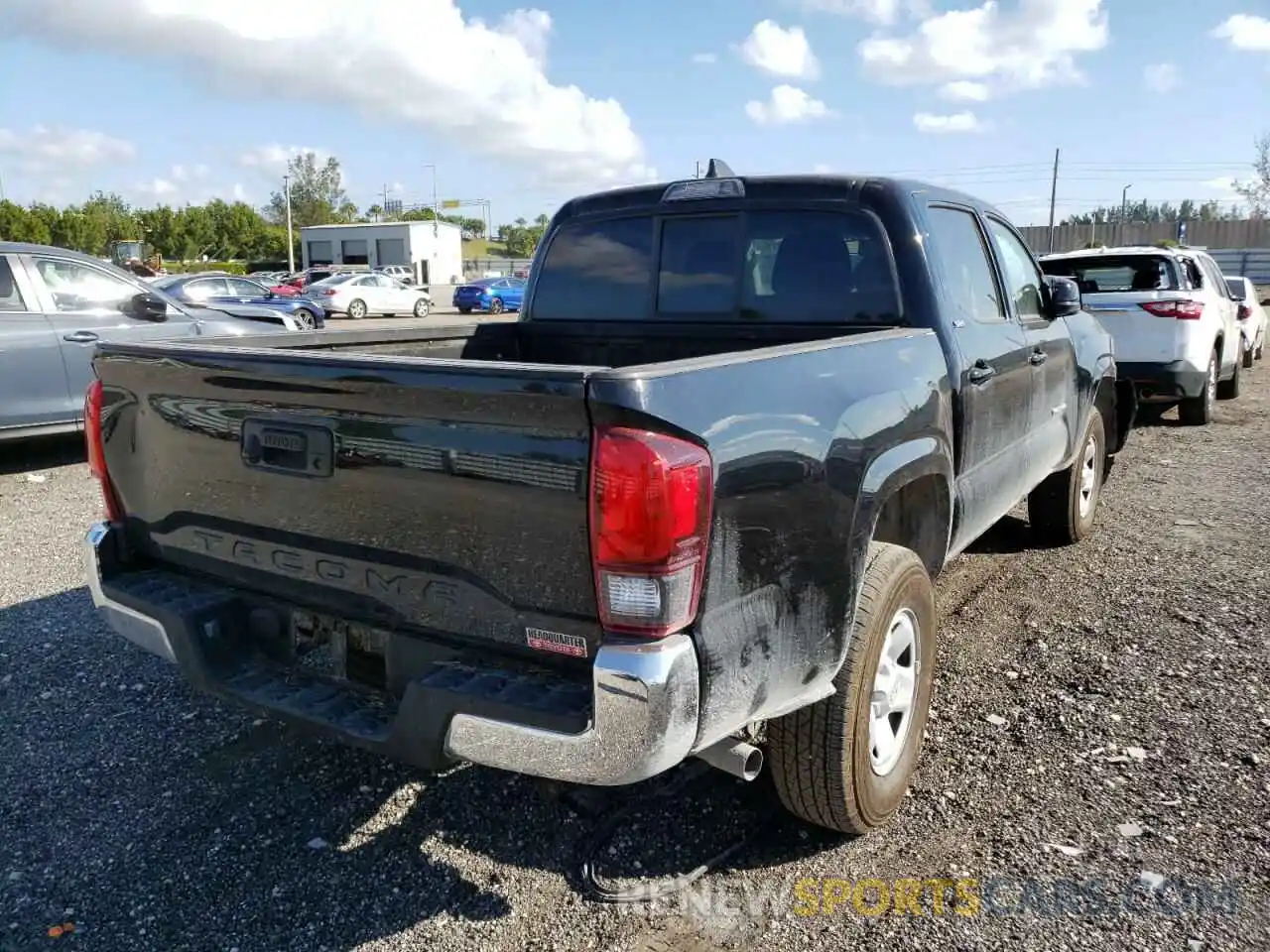 4 Photograph of a damaged car 3TYAX5GN0MT014258 TOYOTA TACOMA 2021