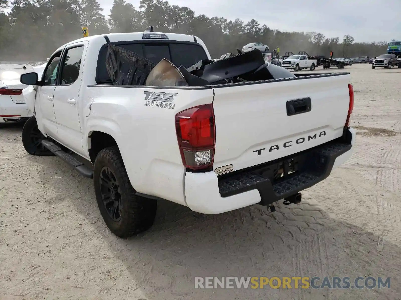 3 Photograph of a damaged car 3TYAX5GN0MT032470 TOYOTA TACOMA 2021