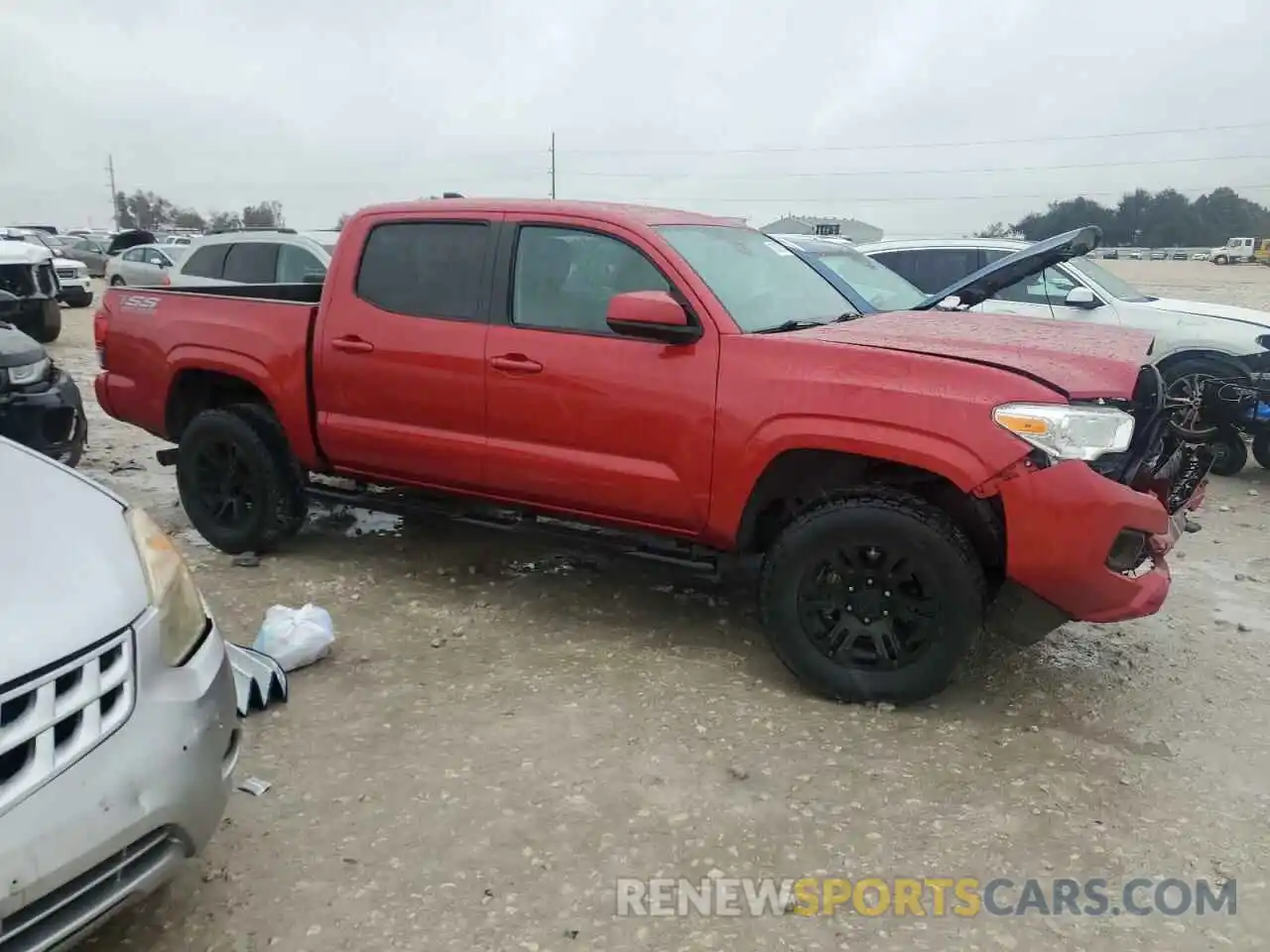 4 Photograph of a damaged car 3TYAX5GN1MT031313 TOYOTA TACOMA 2021