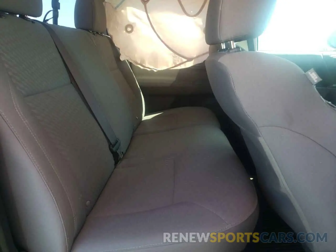 10 Photograph of a damaged car 3TYAX5GN2MT016285 TOYOTA TACOMA 2021