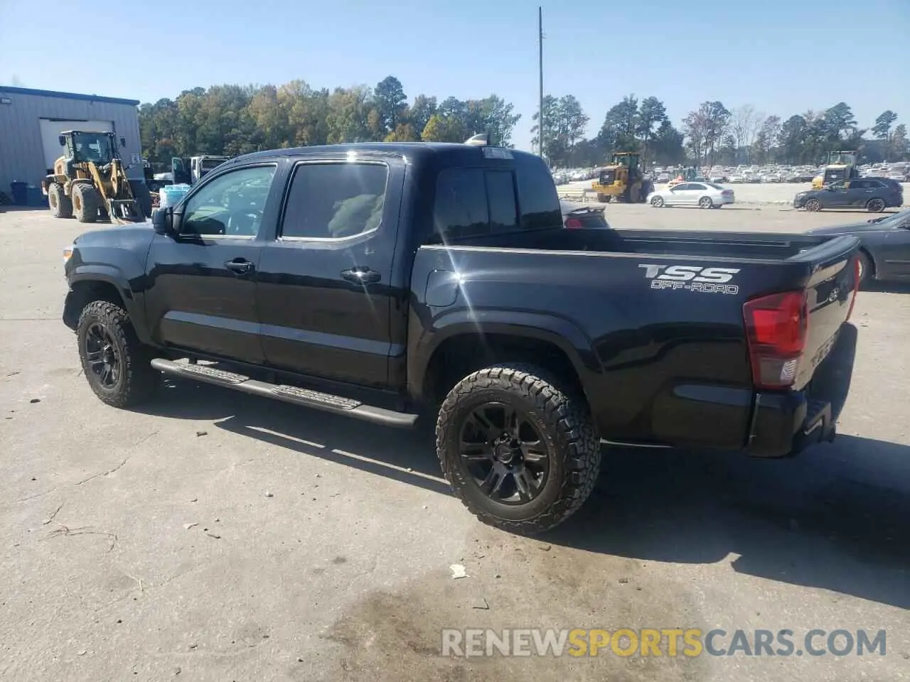 2 Photograph of a damaged car 3TYAX5GN2MT016285 TOYOTA TACOMA 2021