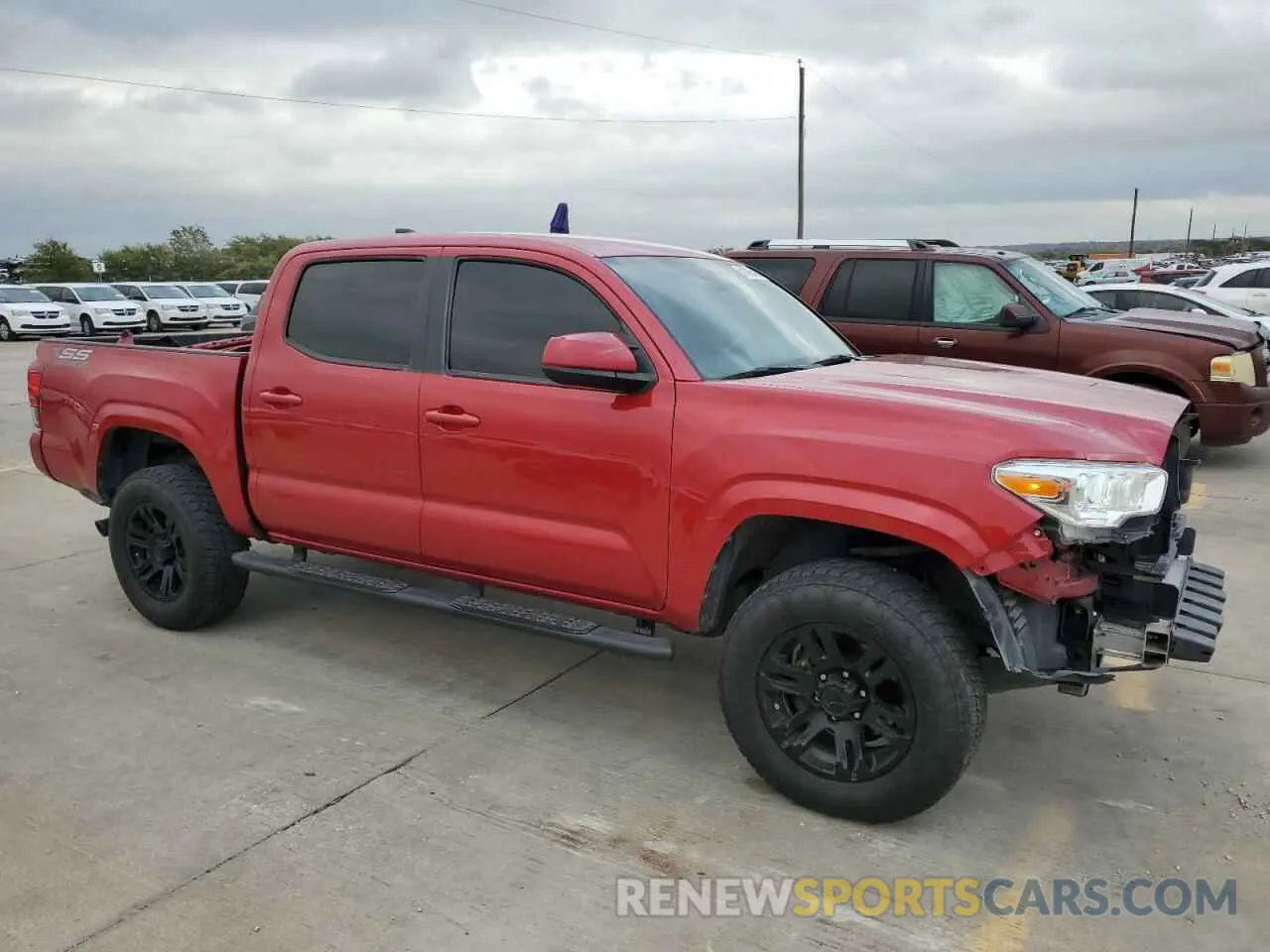 4 Photograph of a damaged car 3TYAX5GN2MT033989 TOYOTA TACOMA 2021