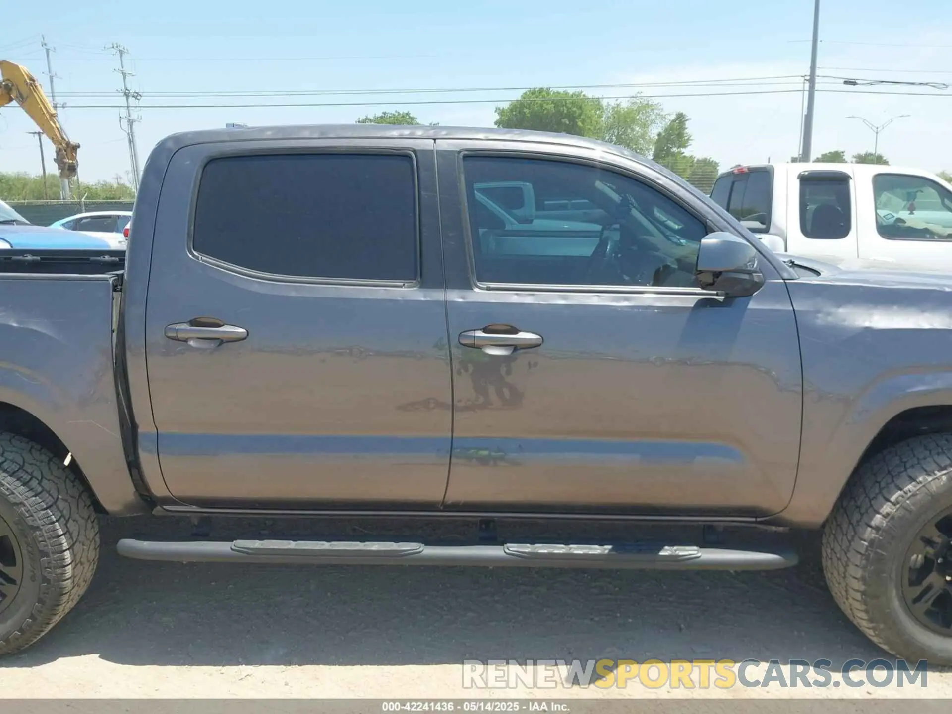 13 Photograph of a damaged car 3TYAX5GN3MT015565 TOYOTA TACOMA 2021