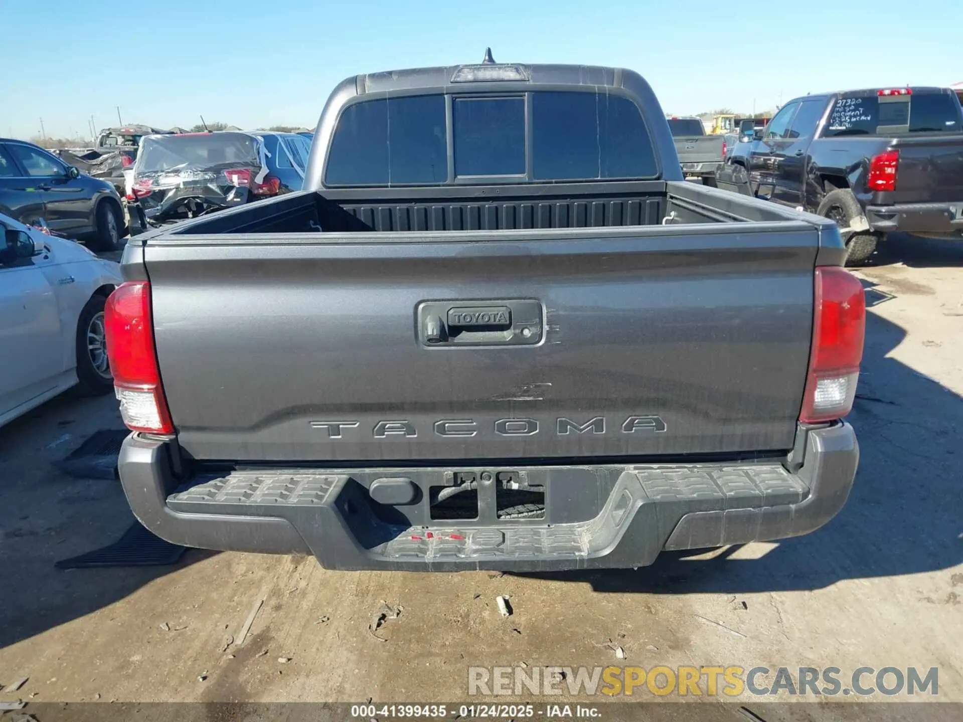 17 Photograph of a damaged car 3TYAX5GN3MT023665 TOYOTA TACOMA 2021