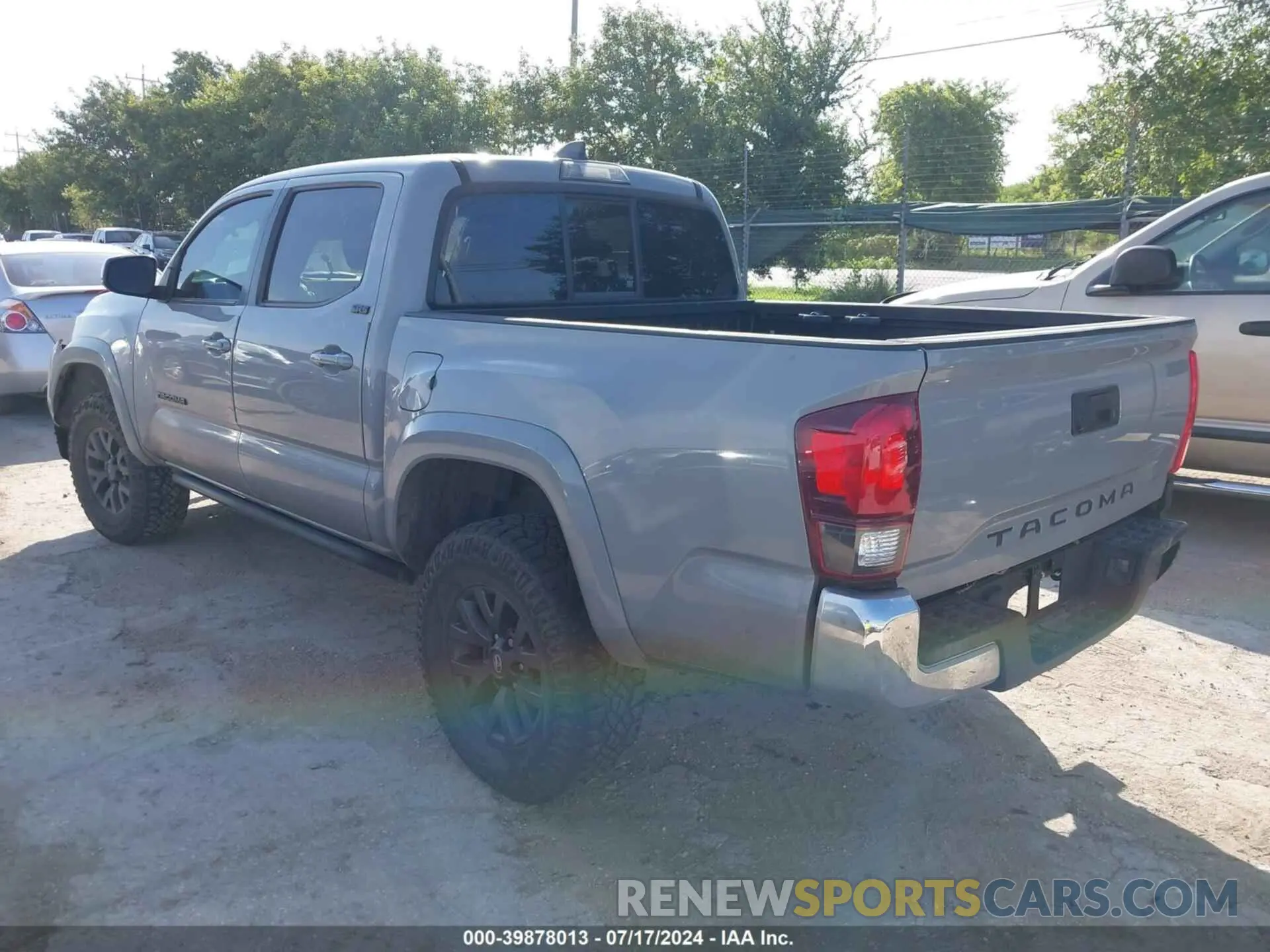 3 Photograph of a damaged car 3TYAX5GN5MT014675 TOYOTA TACOMA 2021