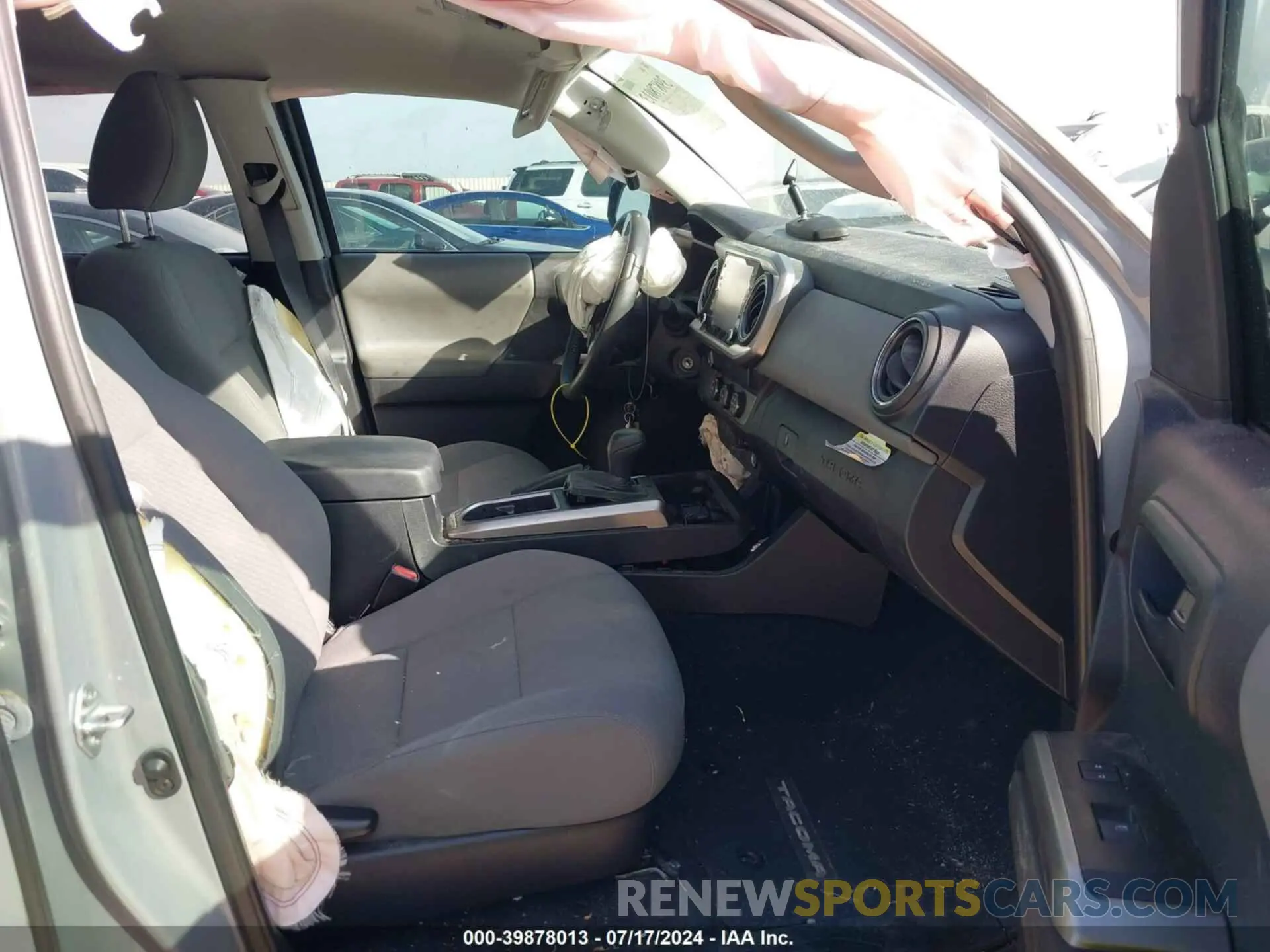 5 Photograph of a damaged car 3TYAX5GN5MT014675 TOYOTA TACOMA 2021