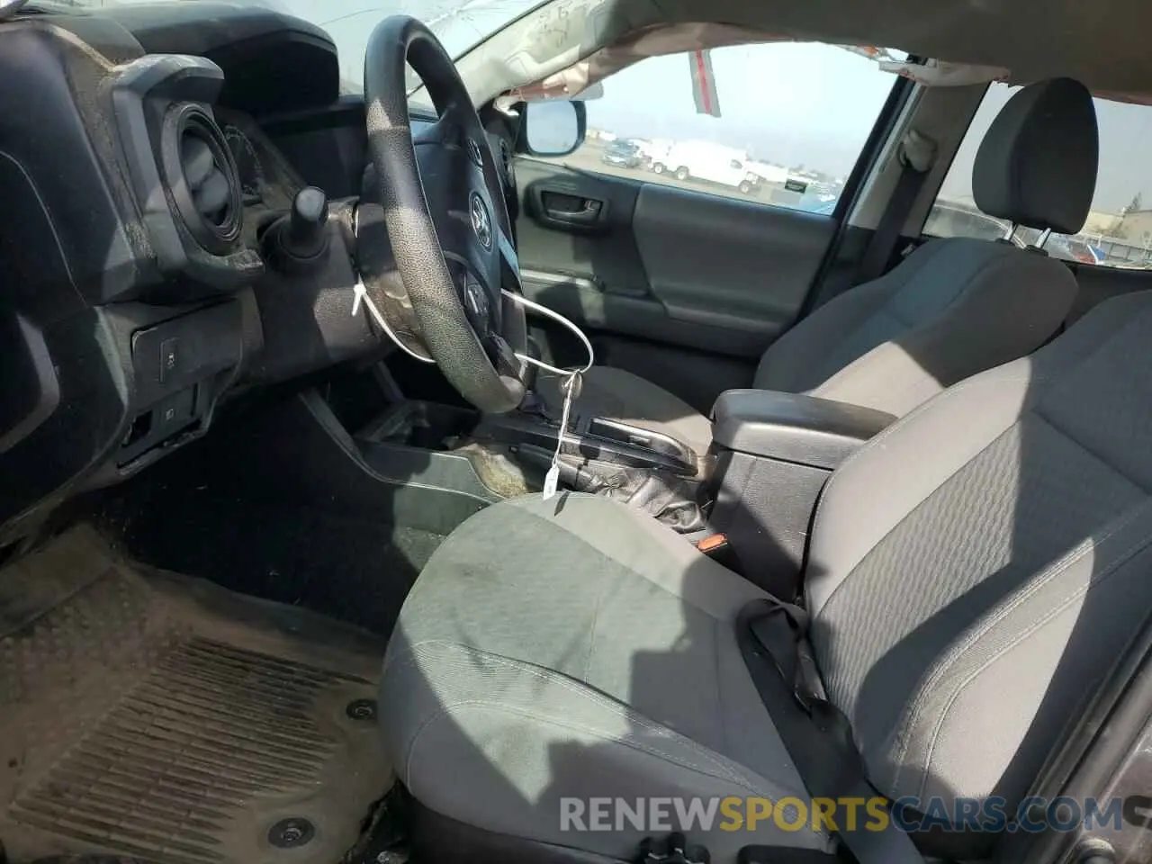 7 Photograph of a damaged car 3TYAX5GN6MT015947 TOYOTA TACOMA 2021