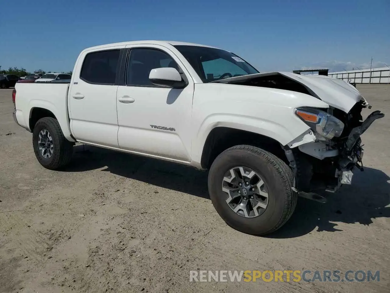 4 Photograph of a damaged car 3TYAX5GN6MT016340 TOYOTA TACOMA 2021