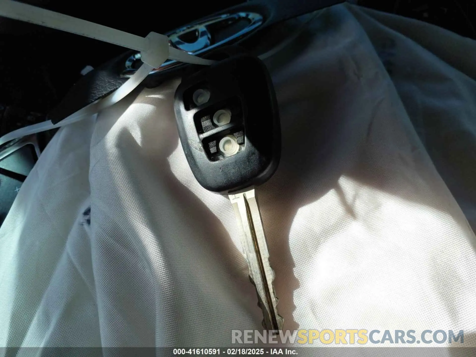 11 Photograph of a damaged car 3TYAX5GN9MT022990 TOYOTA TACOMA 2021