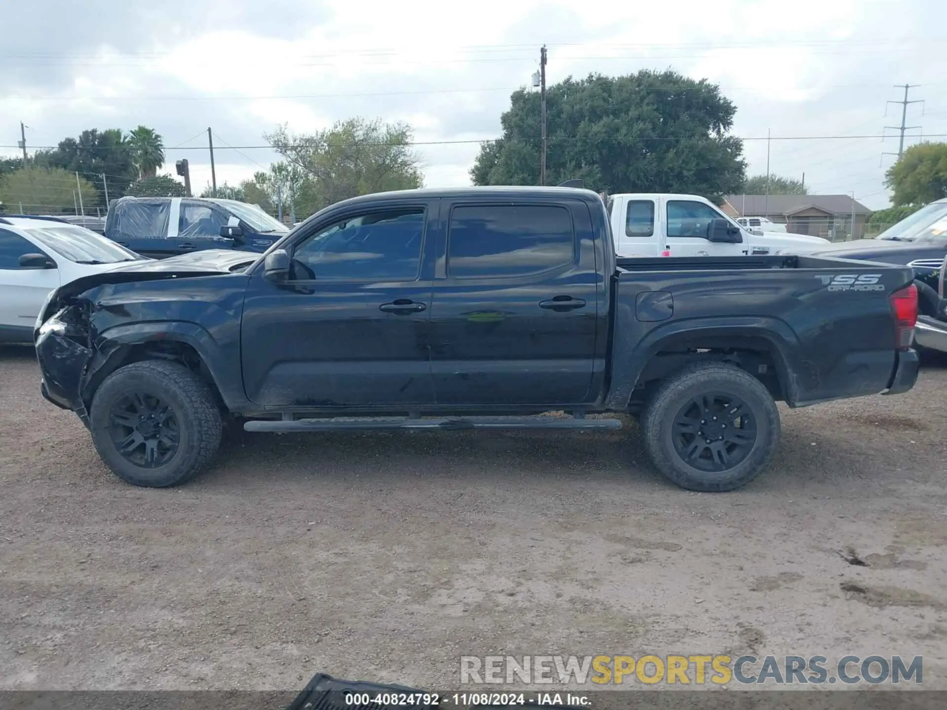 14 Photograph of a damaged car 3TYAX5GNXMT011626 TOYOTA TACOMA 2021