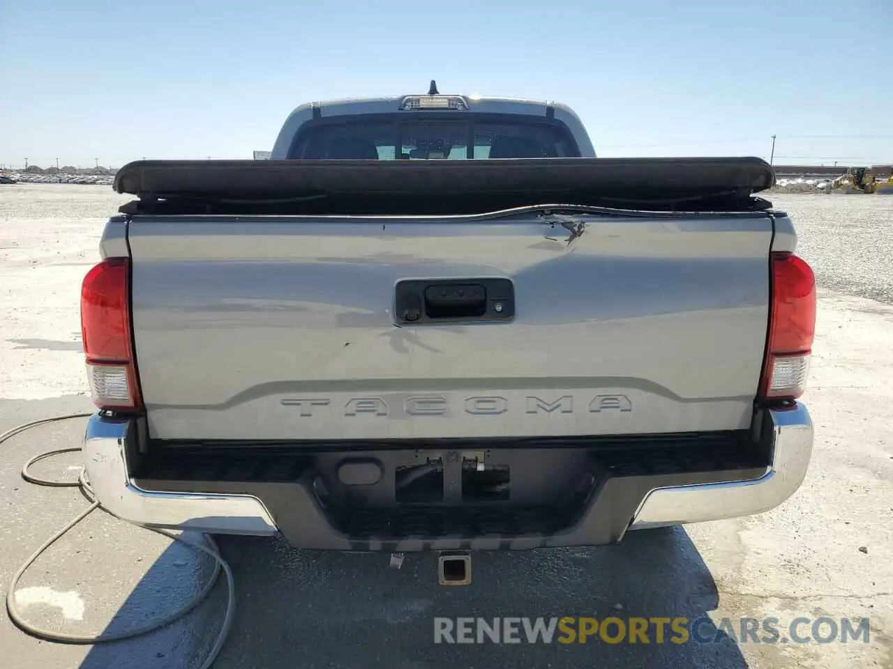 6 Photograph of a damaged car 3TYAX5GNXMT015045 TOYOTA TACOMA 2021