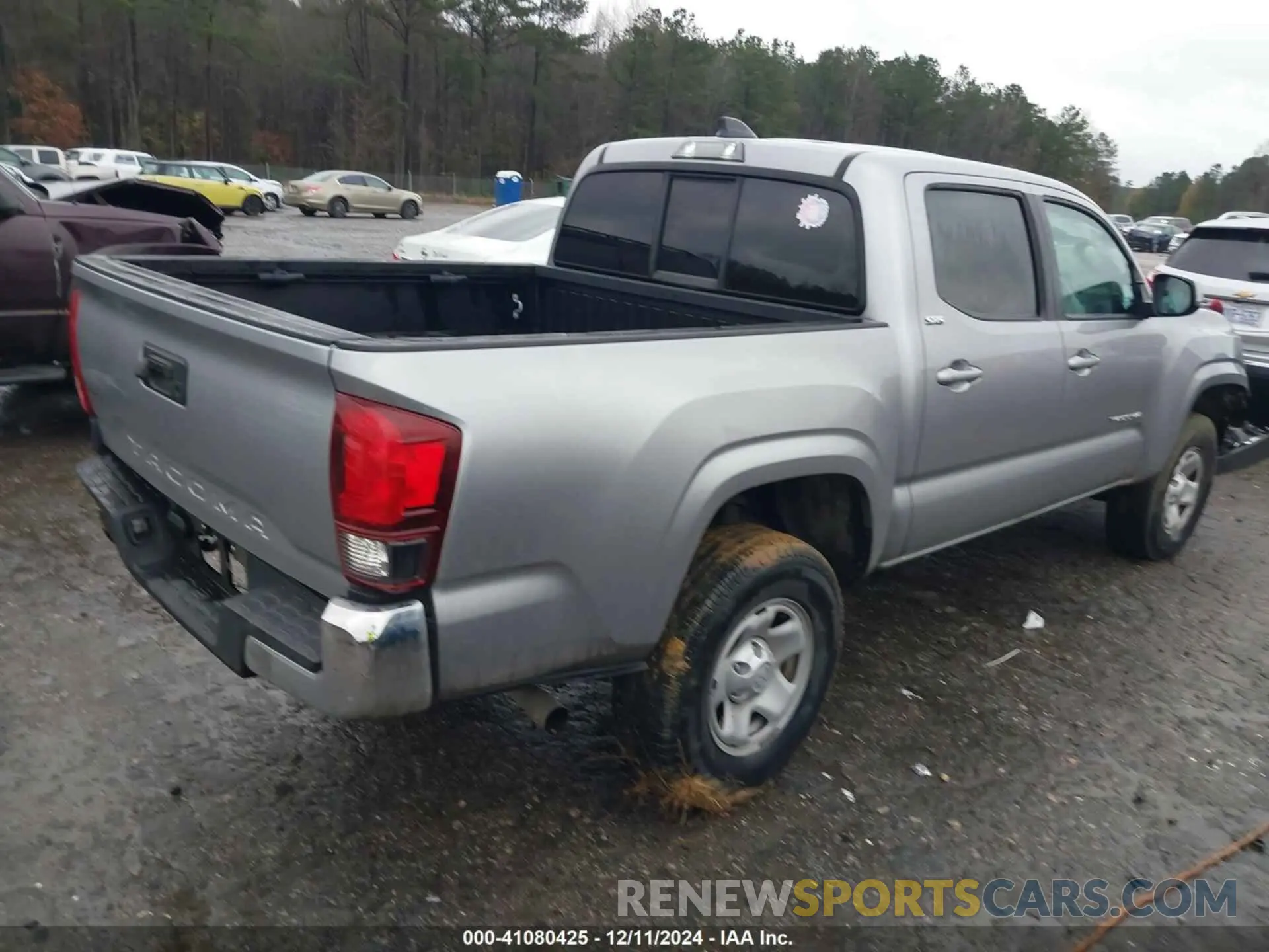 4 Photograph of a damaged car 3TYAX5GNXMT017989 TOYOTA TACOMA 2021