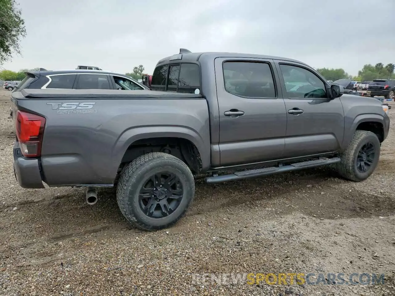 3 Photograph of a damaged car 3TYAX5GNXMT018737 TOYOTA TACOMA 2021